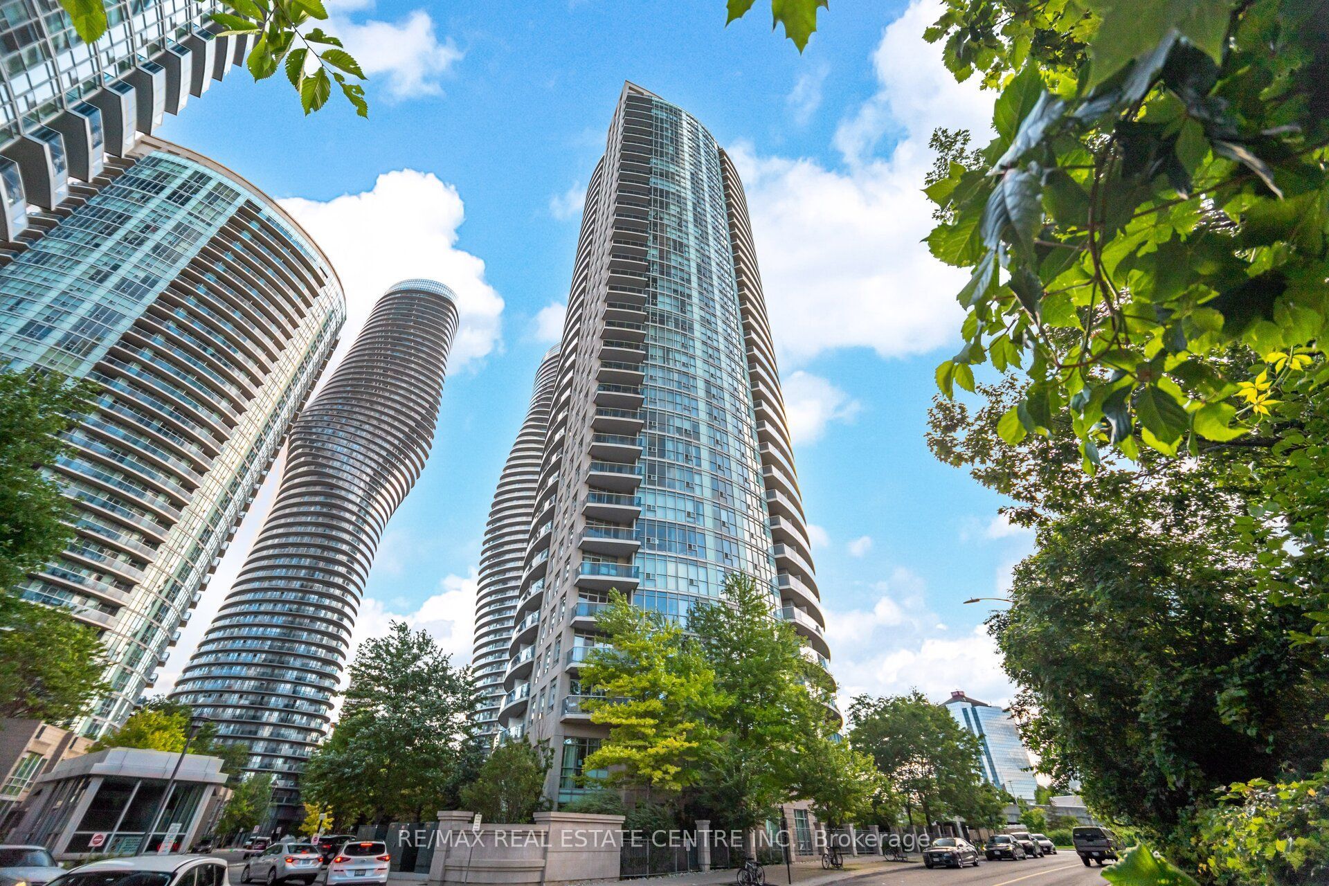 80 Absolute Avenue 607 Property Photo 1