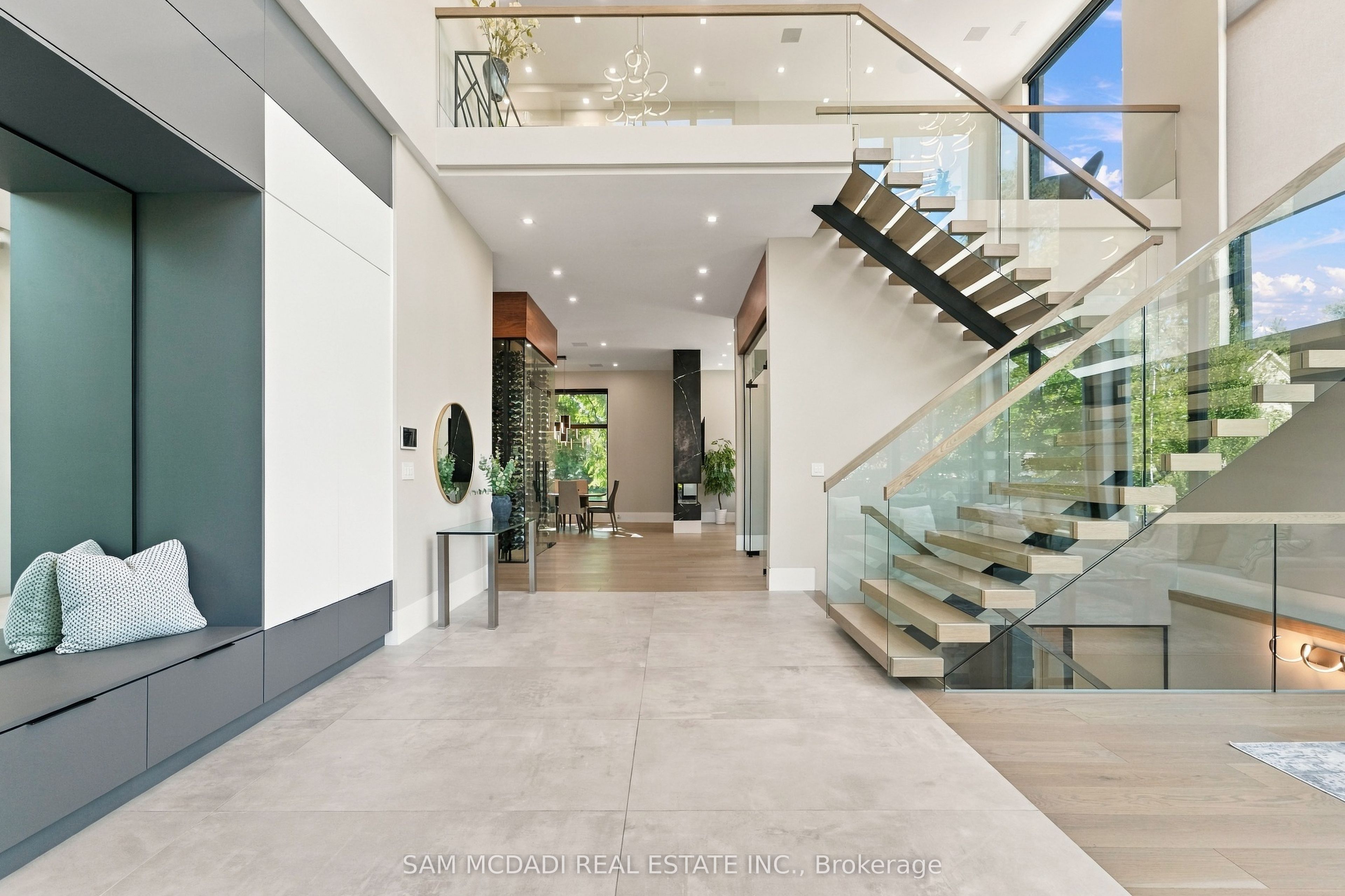 112 Elton Park Road Property Photo 4