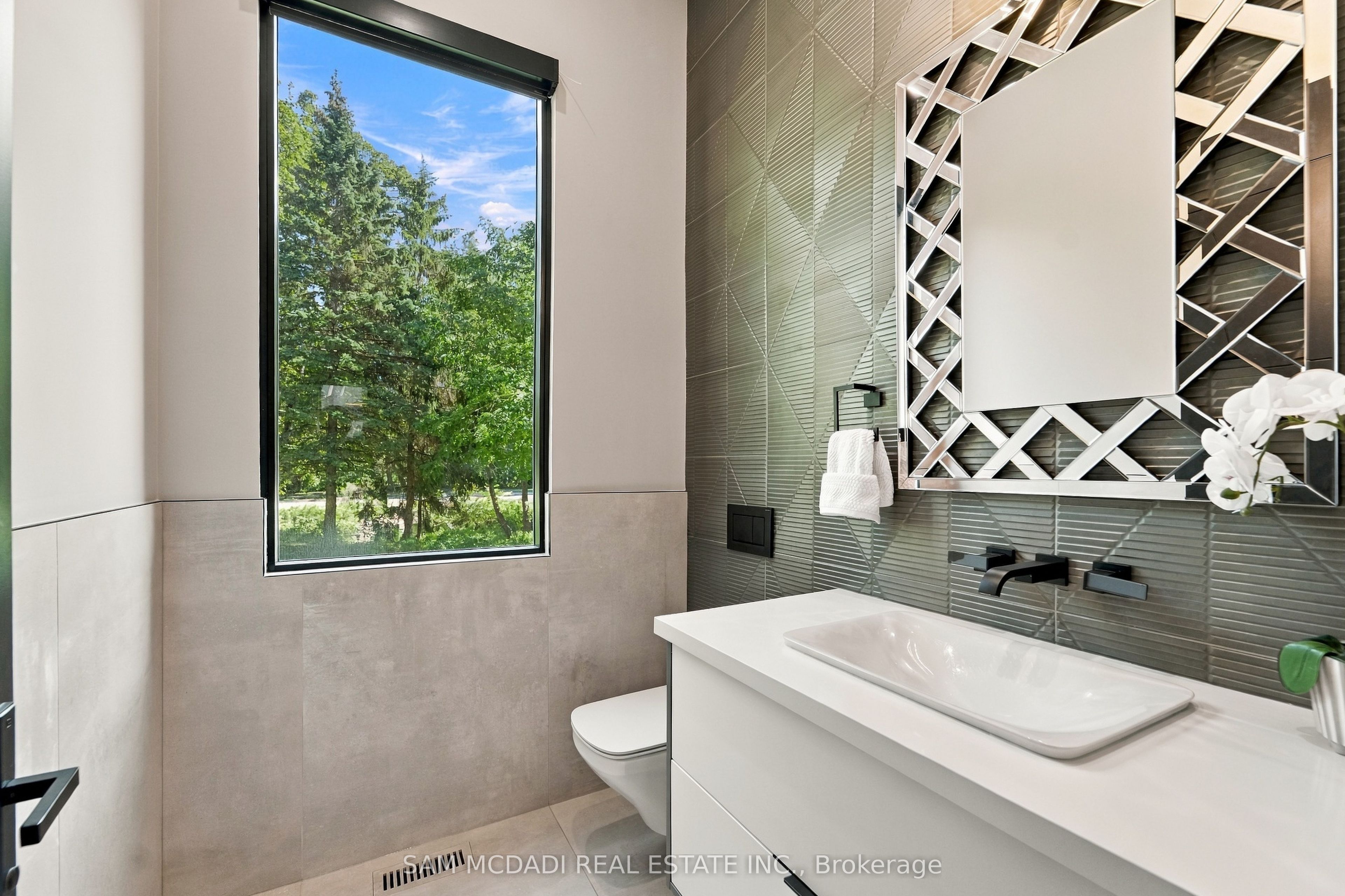 112 Elton Park Road Property Photo 12