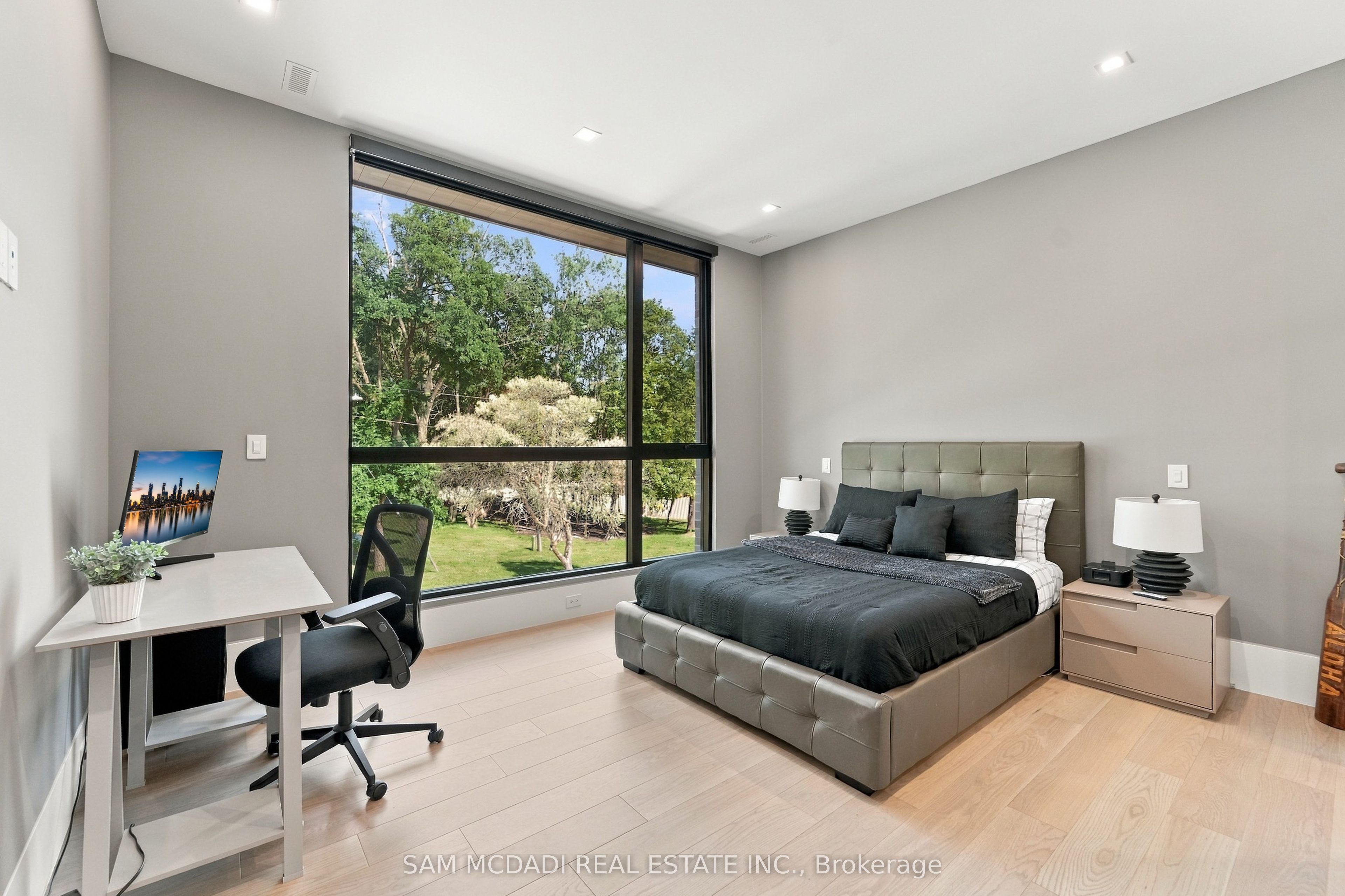 112 Elton Park Road Property Photo 28