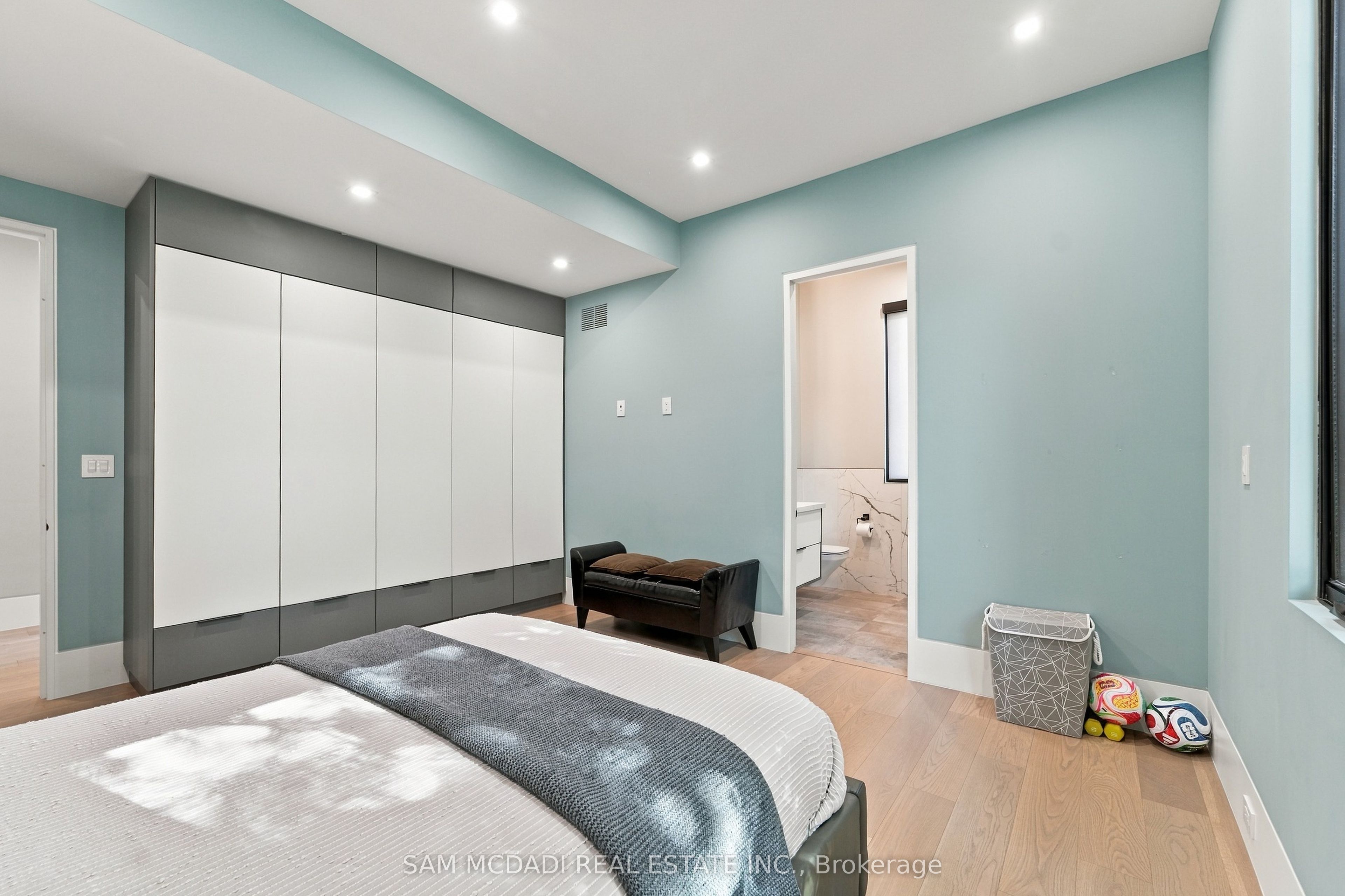 112 Elton Park Road Property Photo 30