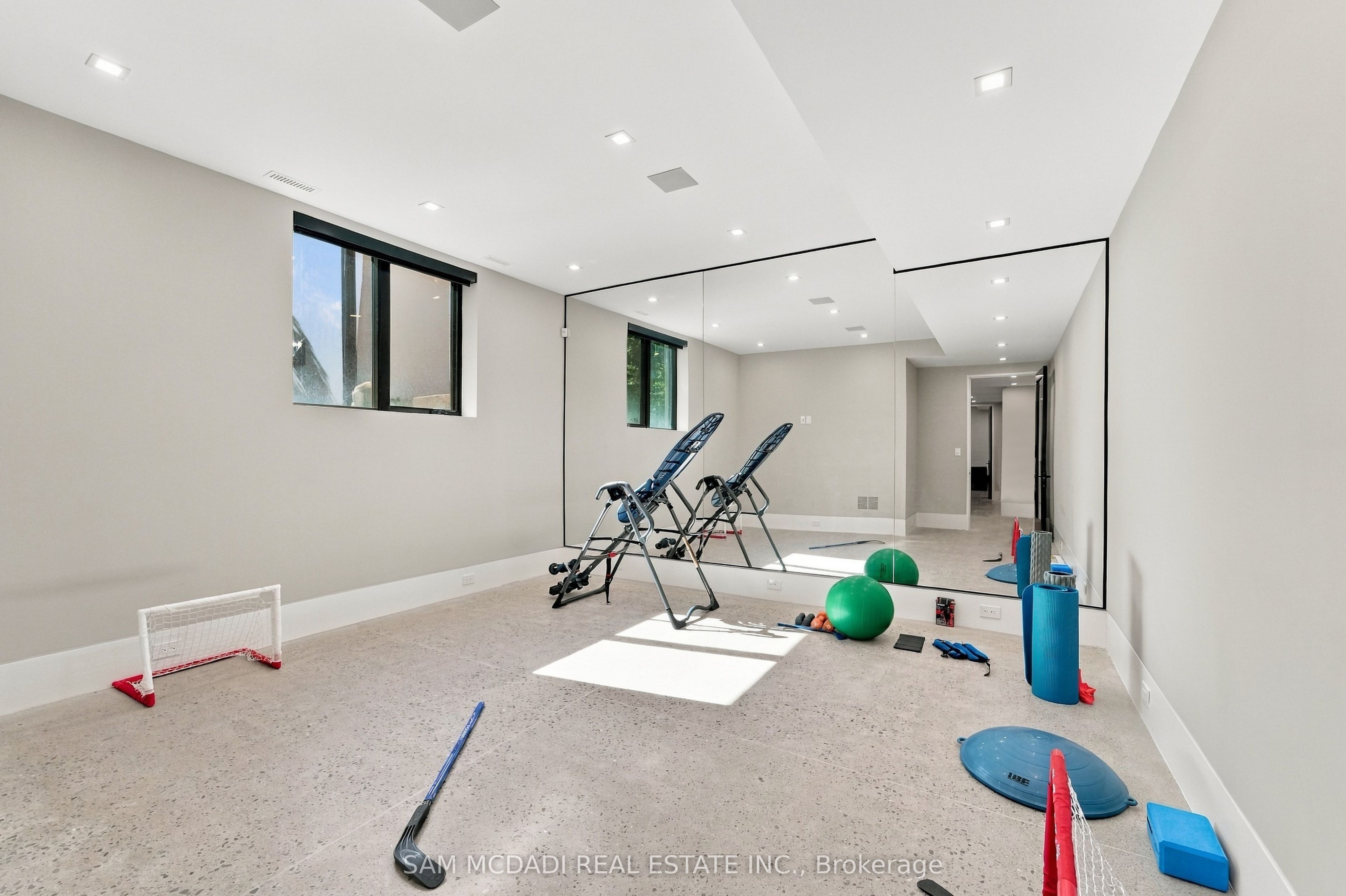 112 Elton Park Road Property Photo 37