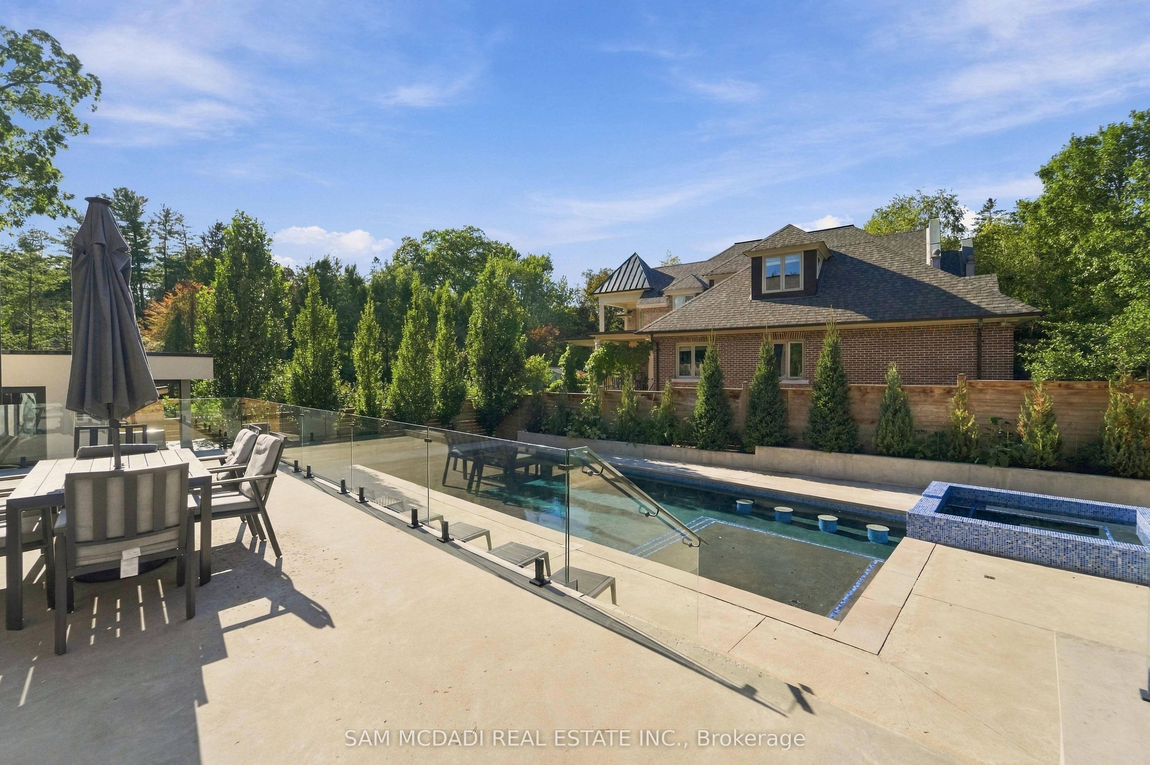 112 Elton Park Road Property Photo 39