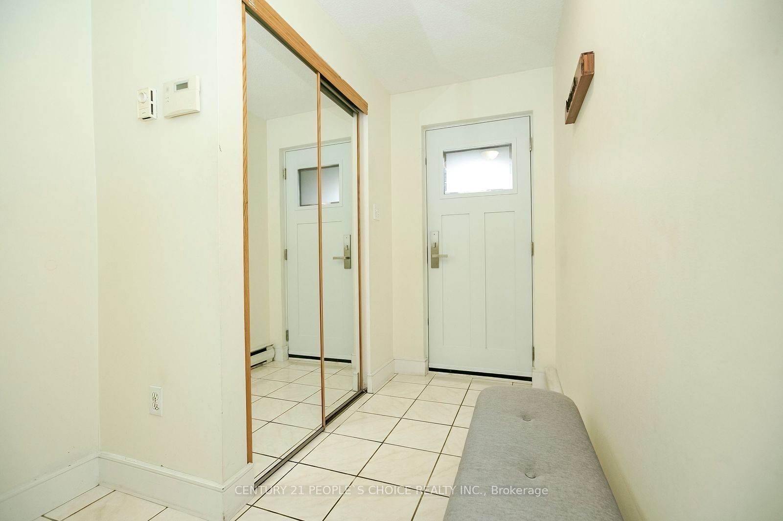 98 Darras Court Property Photo 5