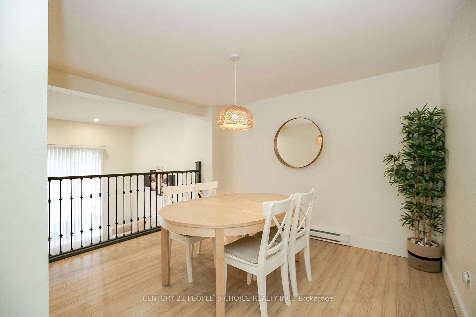 98 Darras Court Property Photo 12