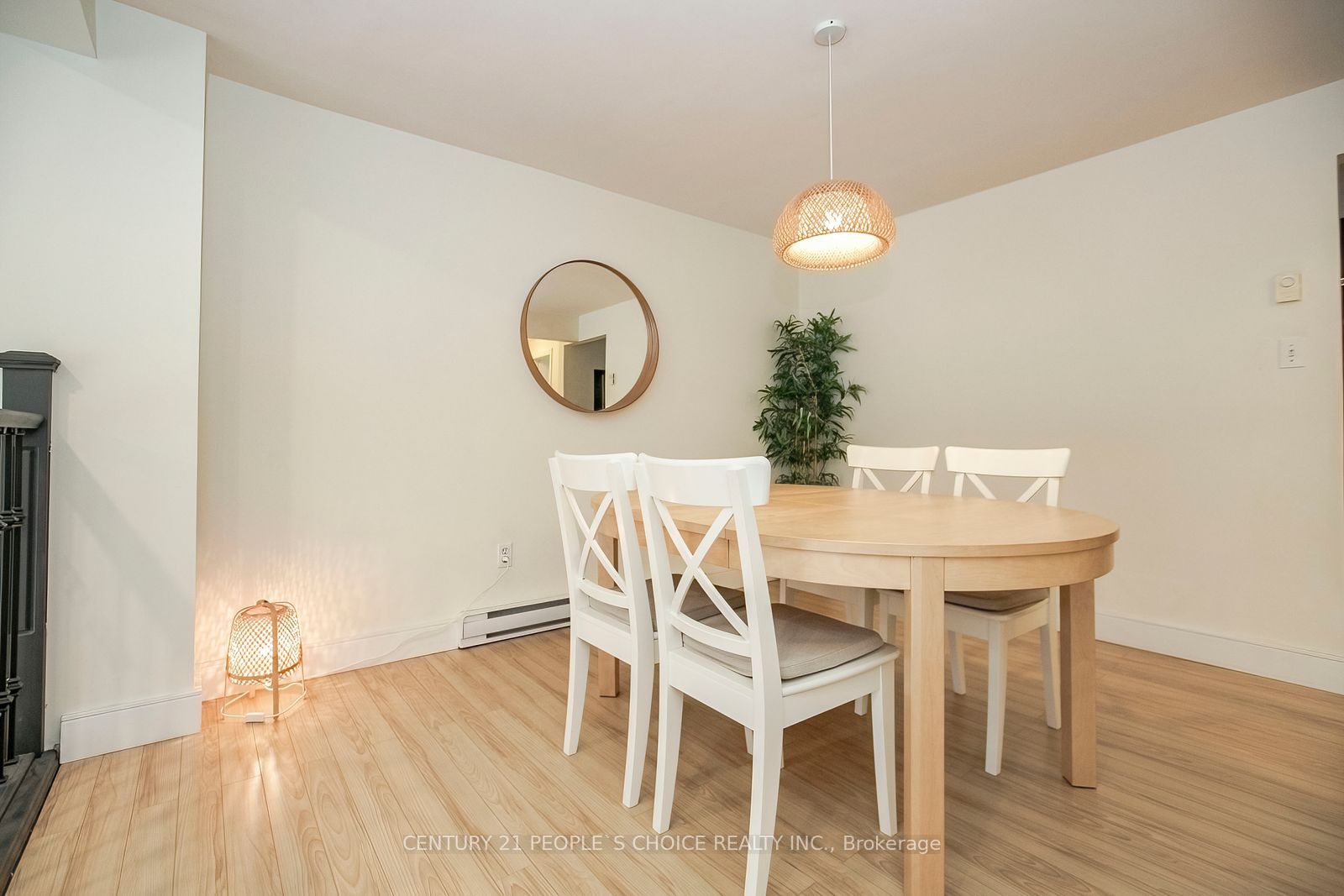98 Darras Court Property Photo 13