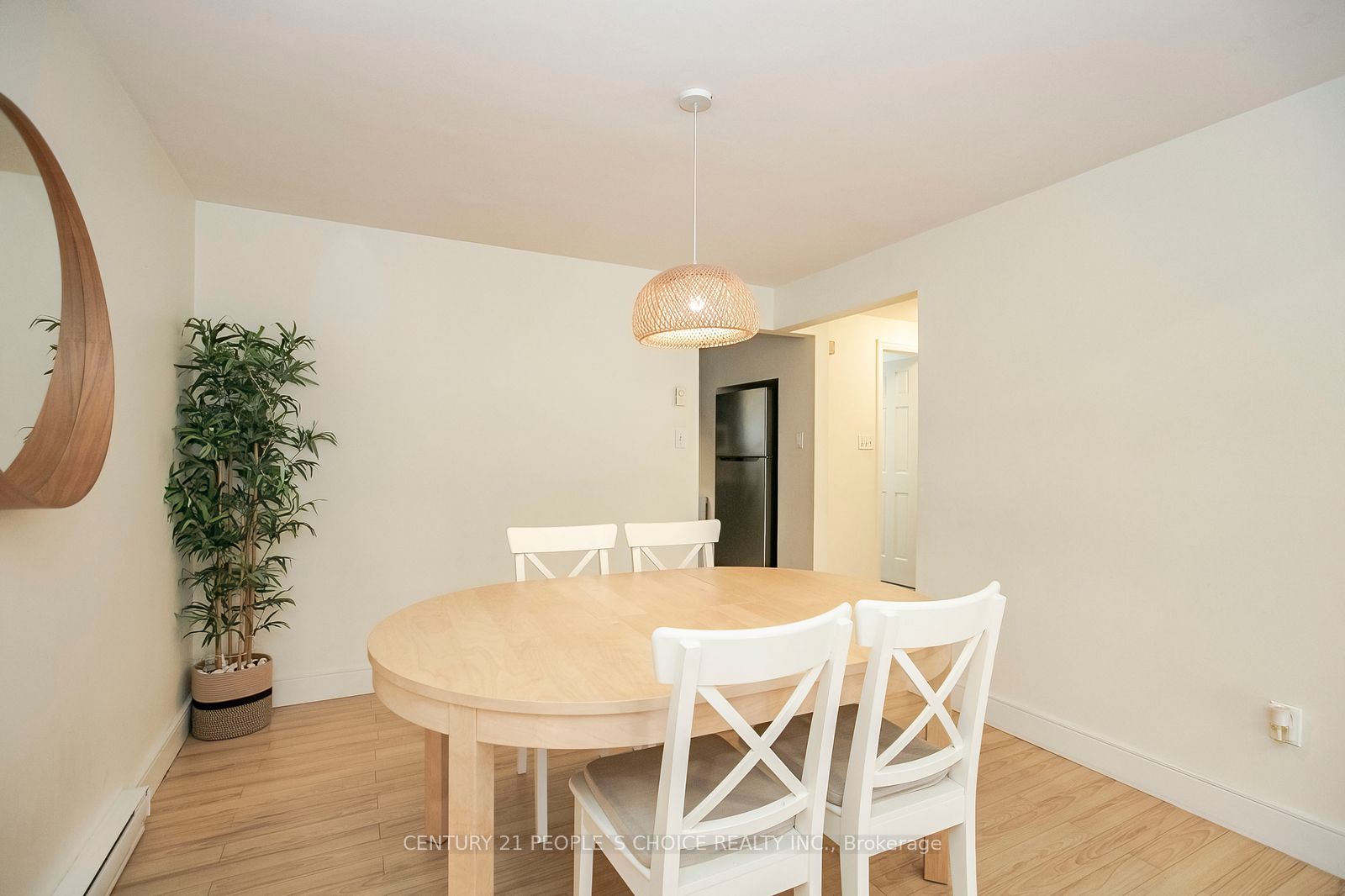 98 Darras Court Property Photo 14