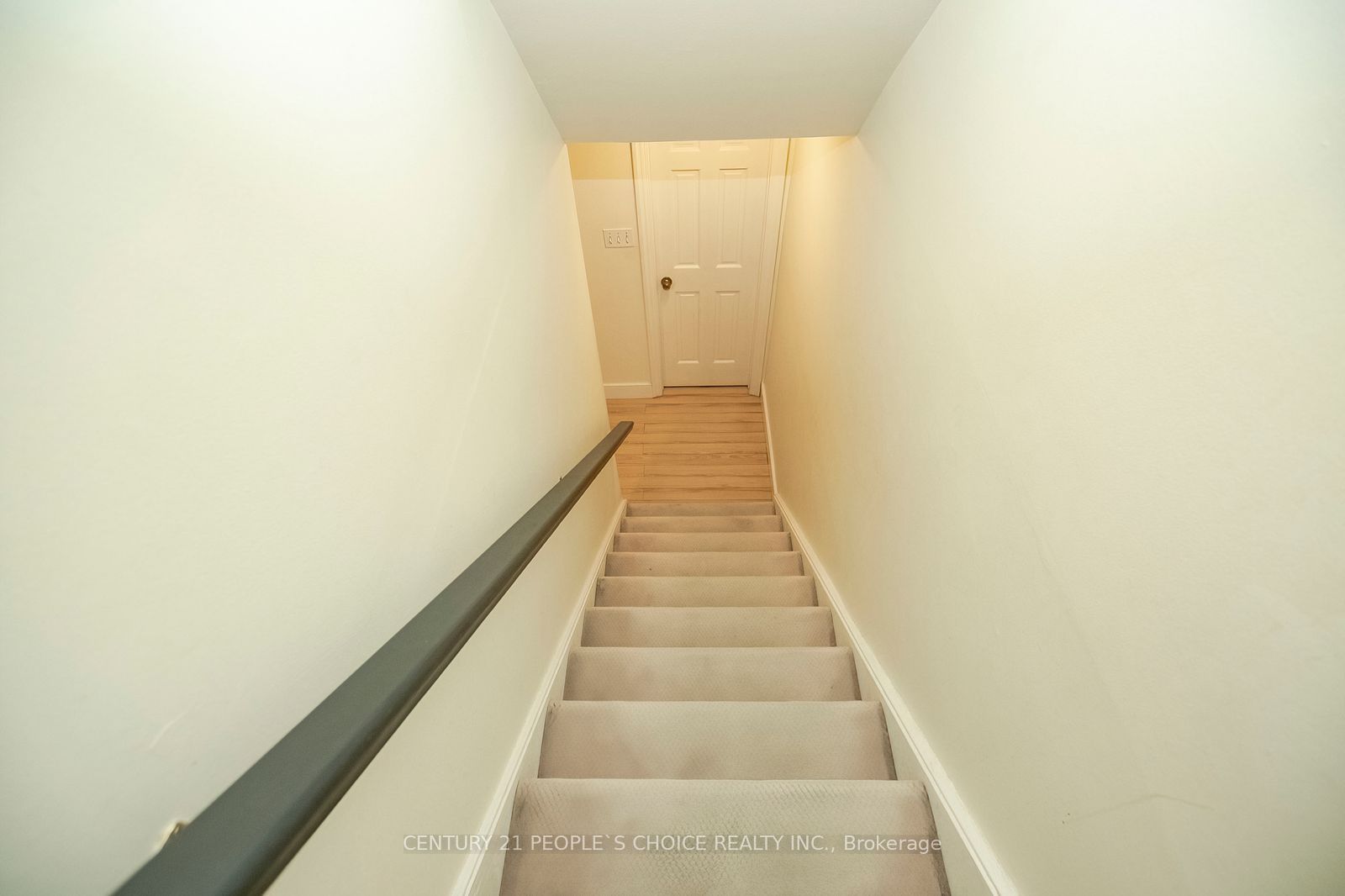 98 Darras Court Property Photo 22