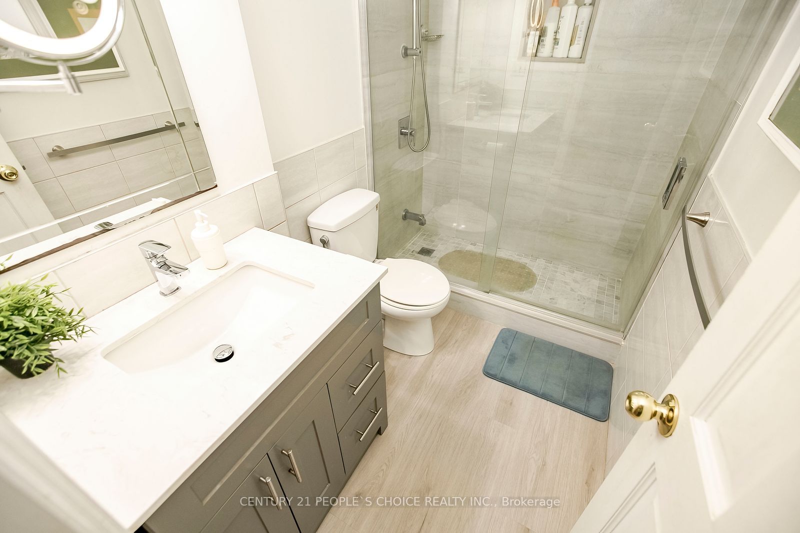 98 Darras Court Property Photo 24