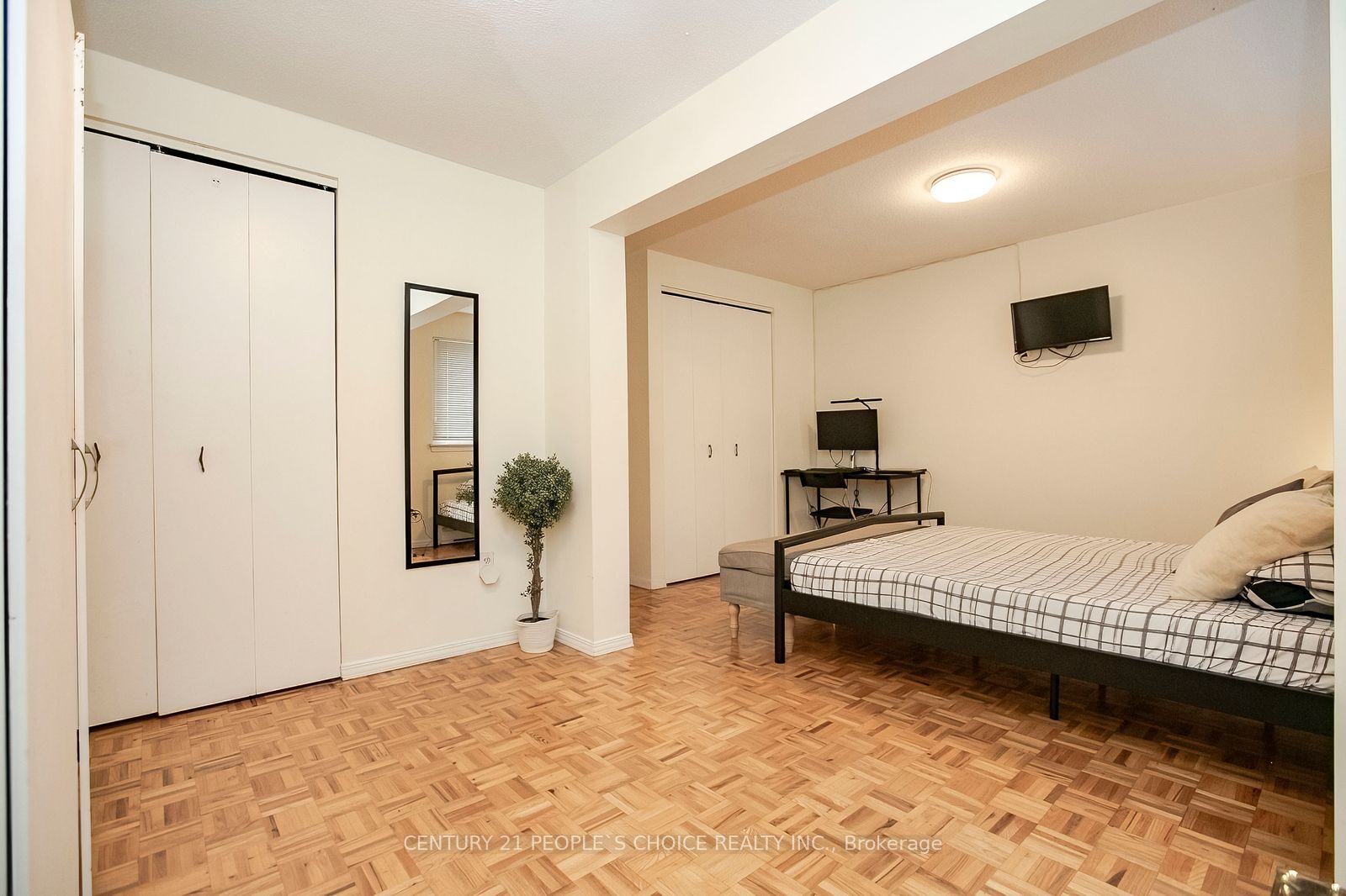 98 Darras Court Property Photo 29