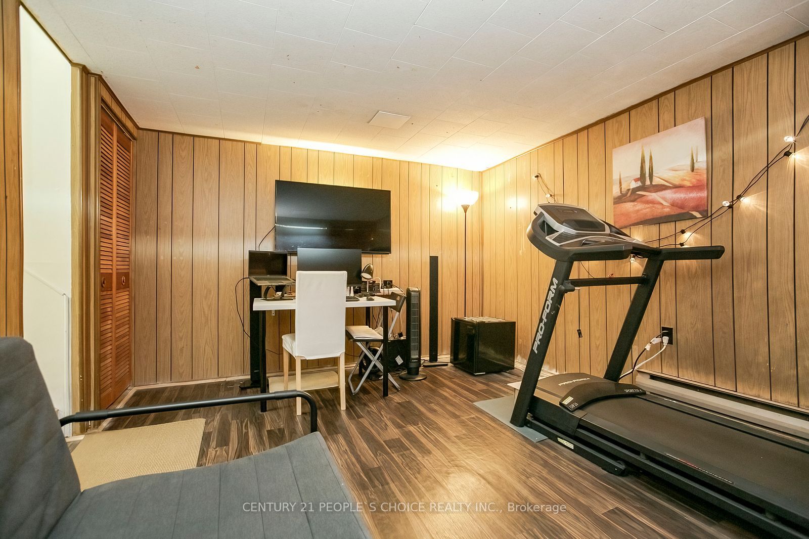 98 Darras Court Property Photo 37