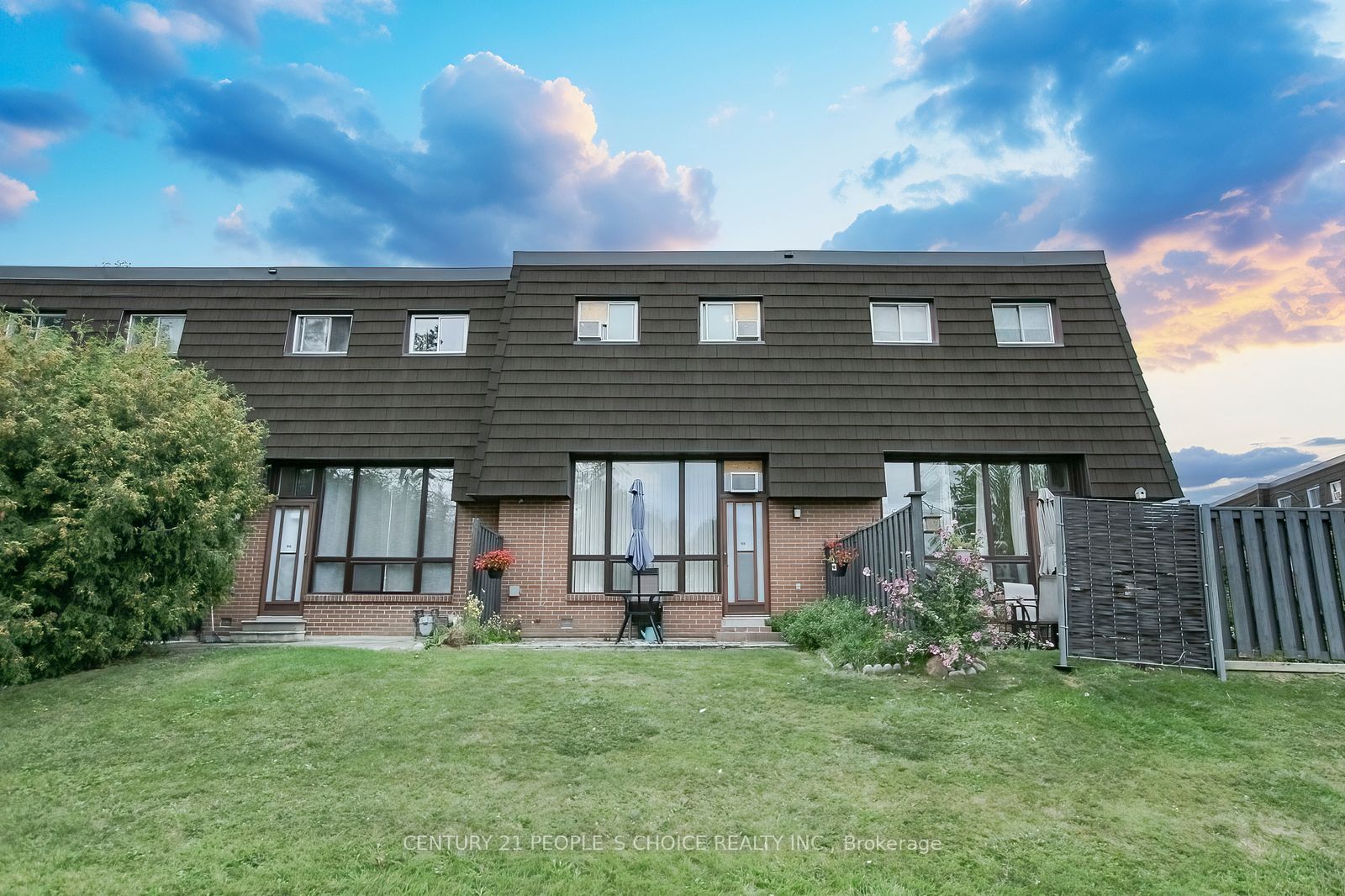 98 Darras Court Property Photo 41