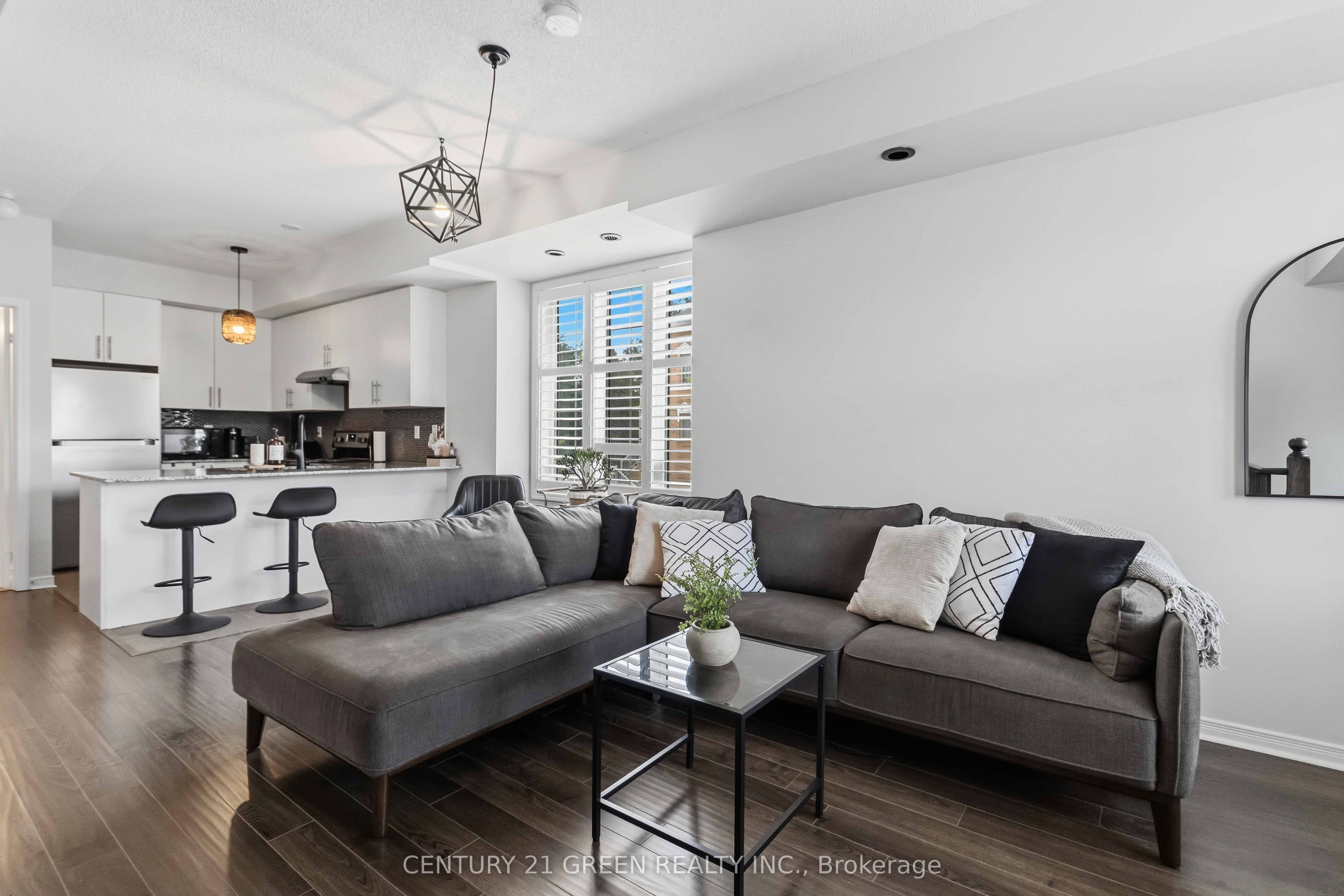 180 Howden Boulevard 43 Property Photo 5