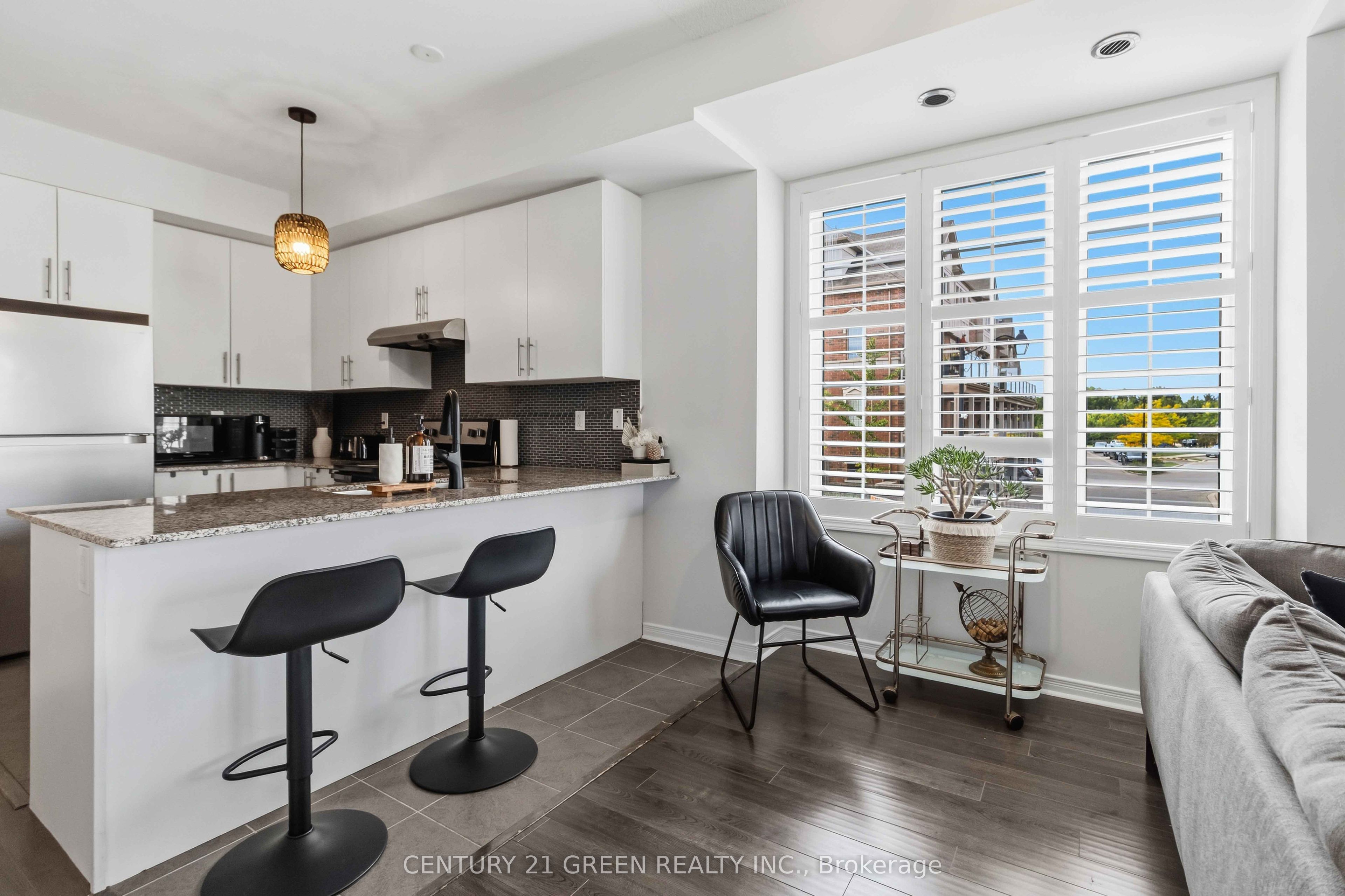 180 Howden Boulevard 43 Property Photo 6