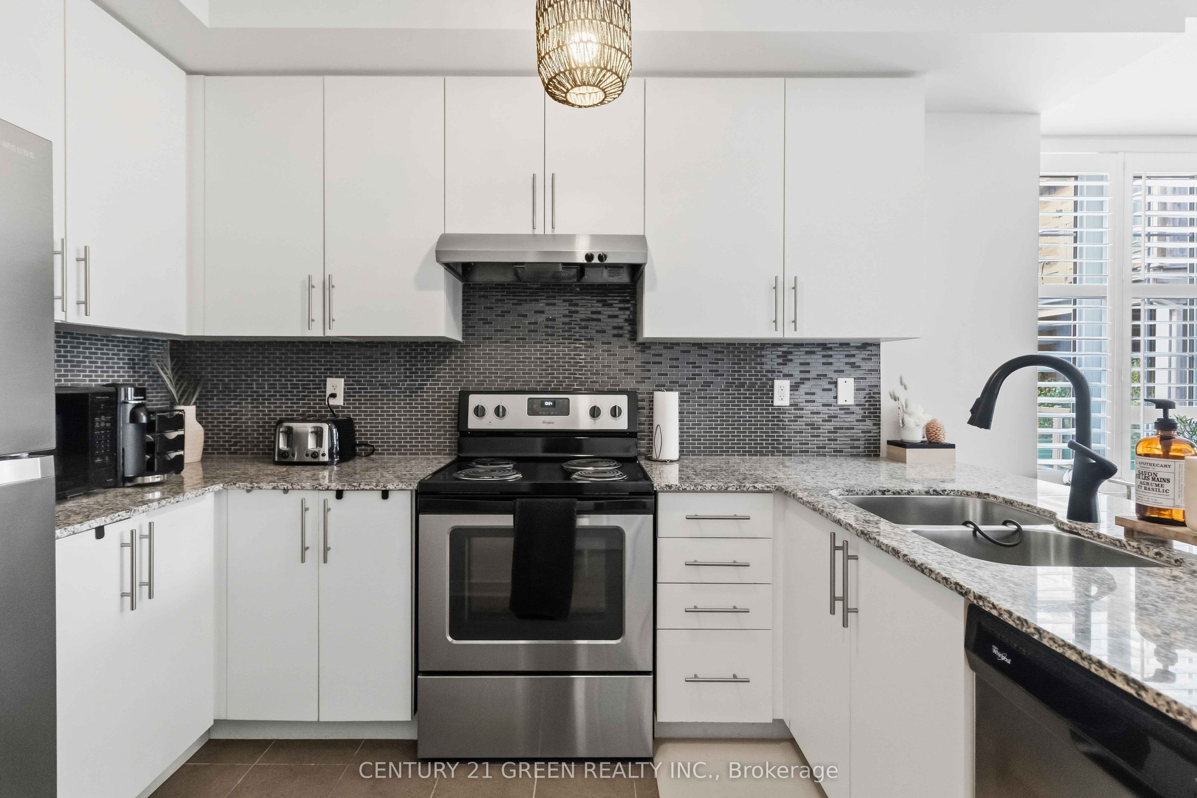 180 Howden Boulevard 43 Property Photo 7