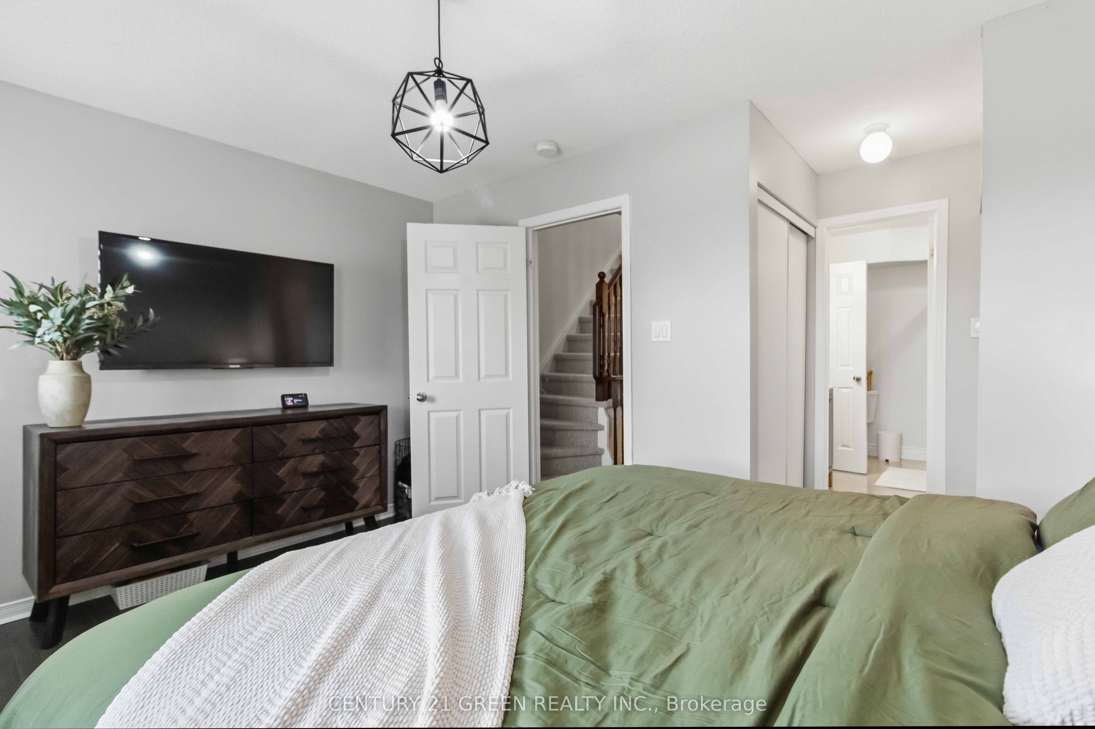 180 Howden Boulevard 43 Property Photo 11