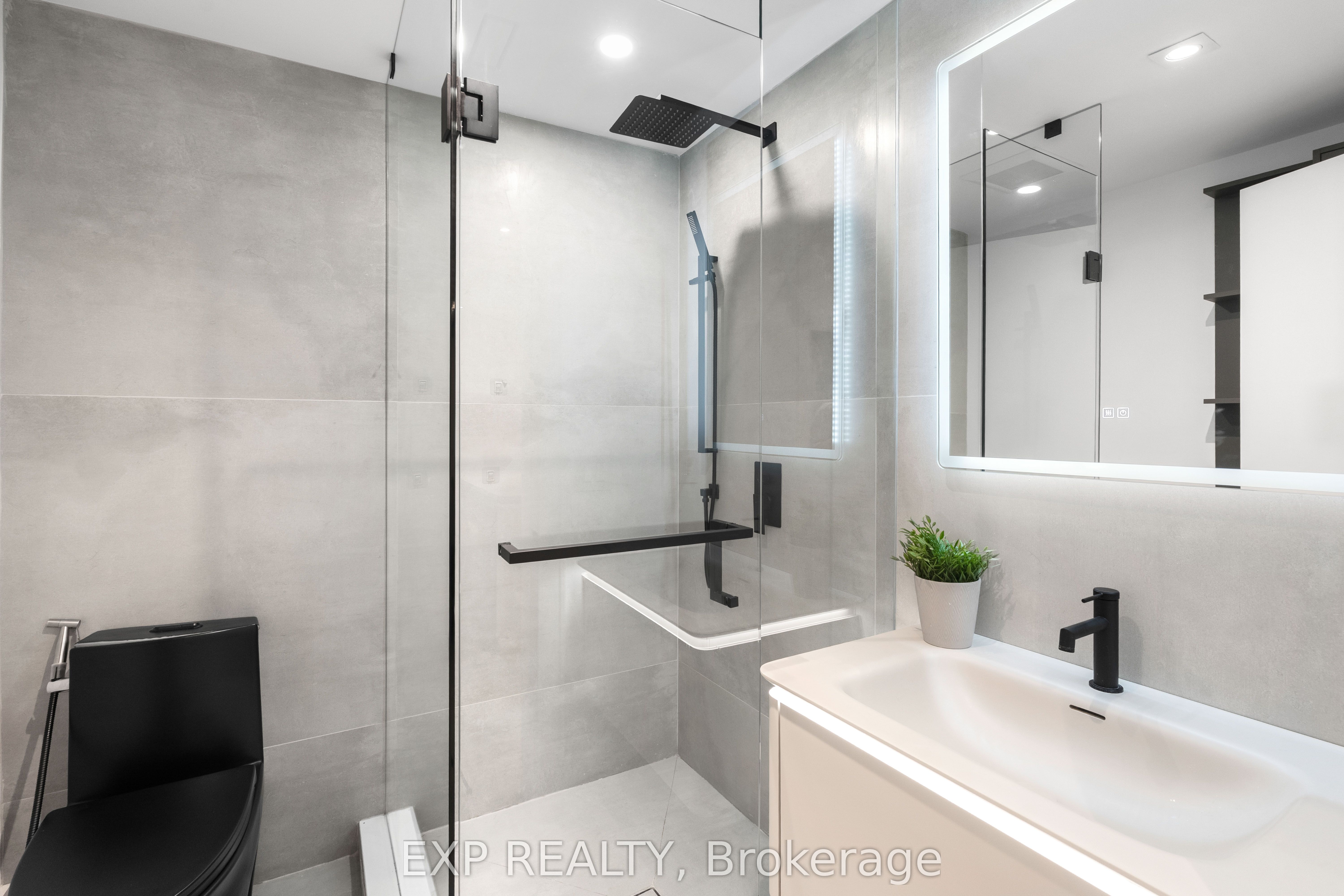 65 Edgecroft Road Property Photo 39