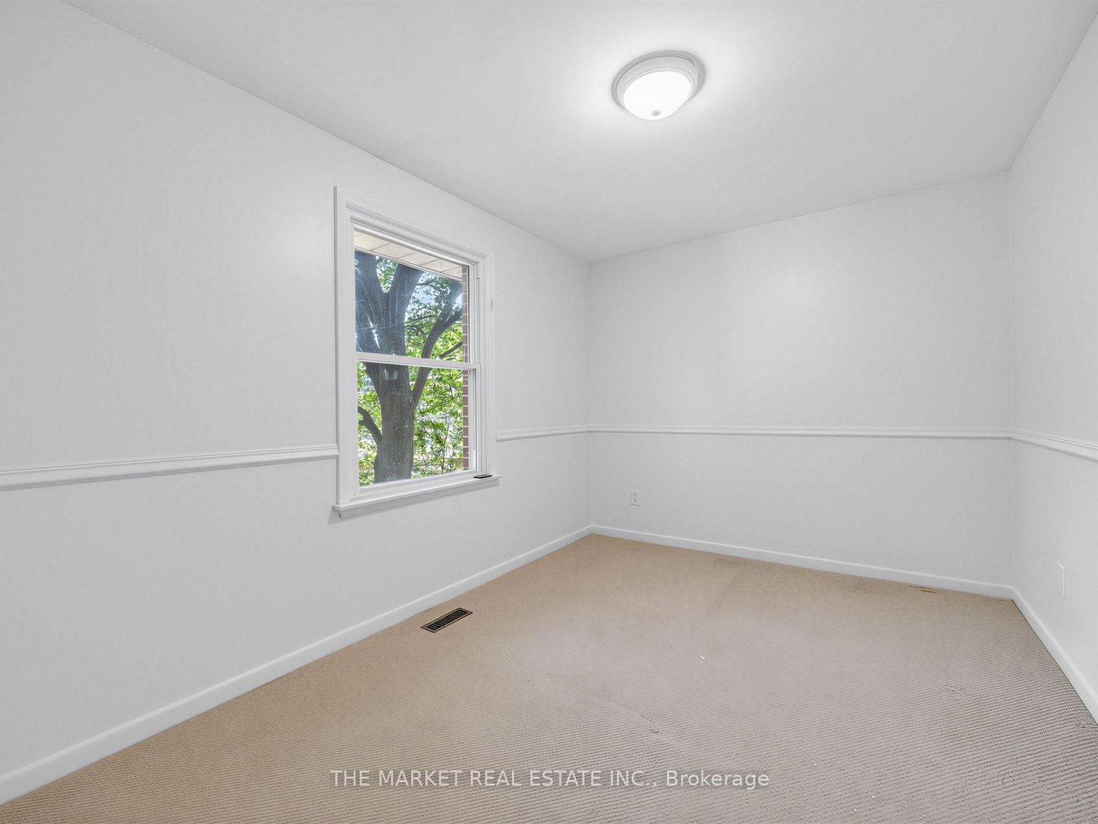 1572 Atrium Court Property Photo 20