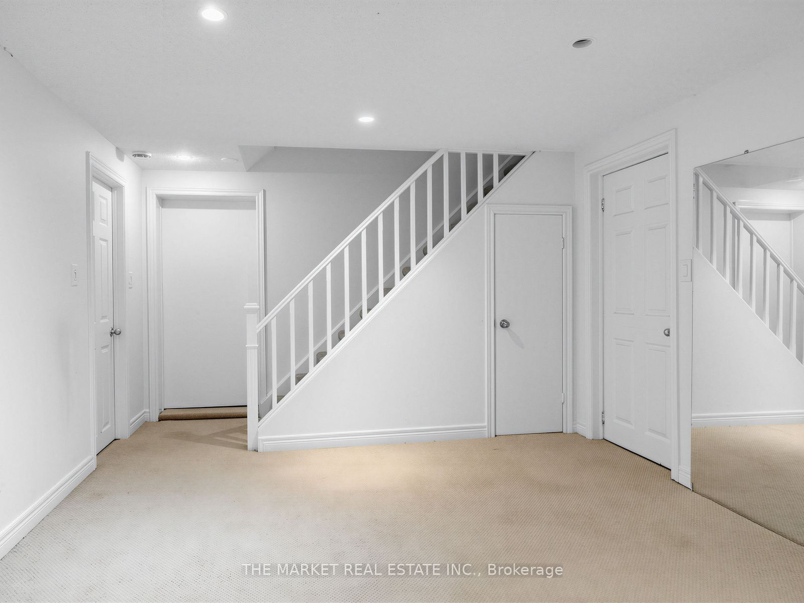 1572 Atrium Court Property Photo 30