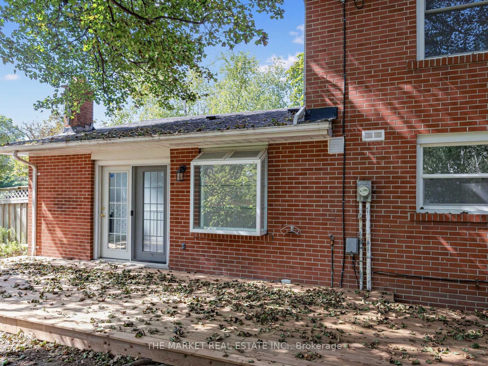 1572 Atrium Court Property Photo 36