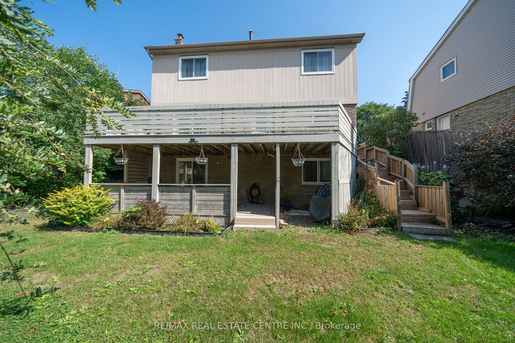44 Madelaine Crescent Property Photo 1