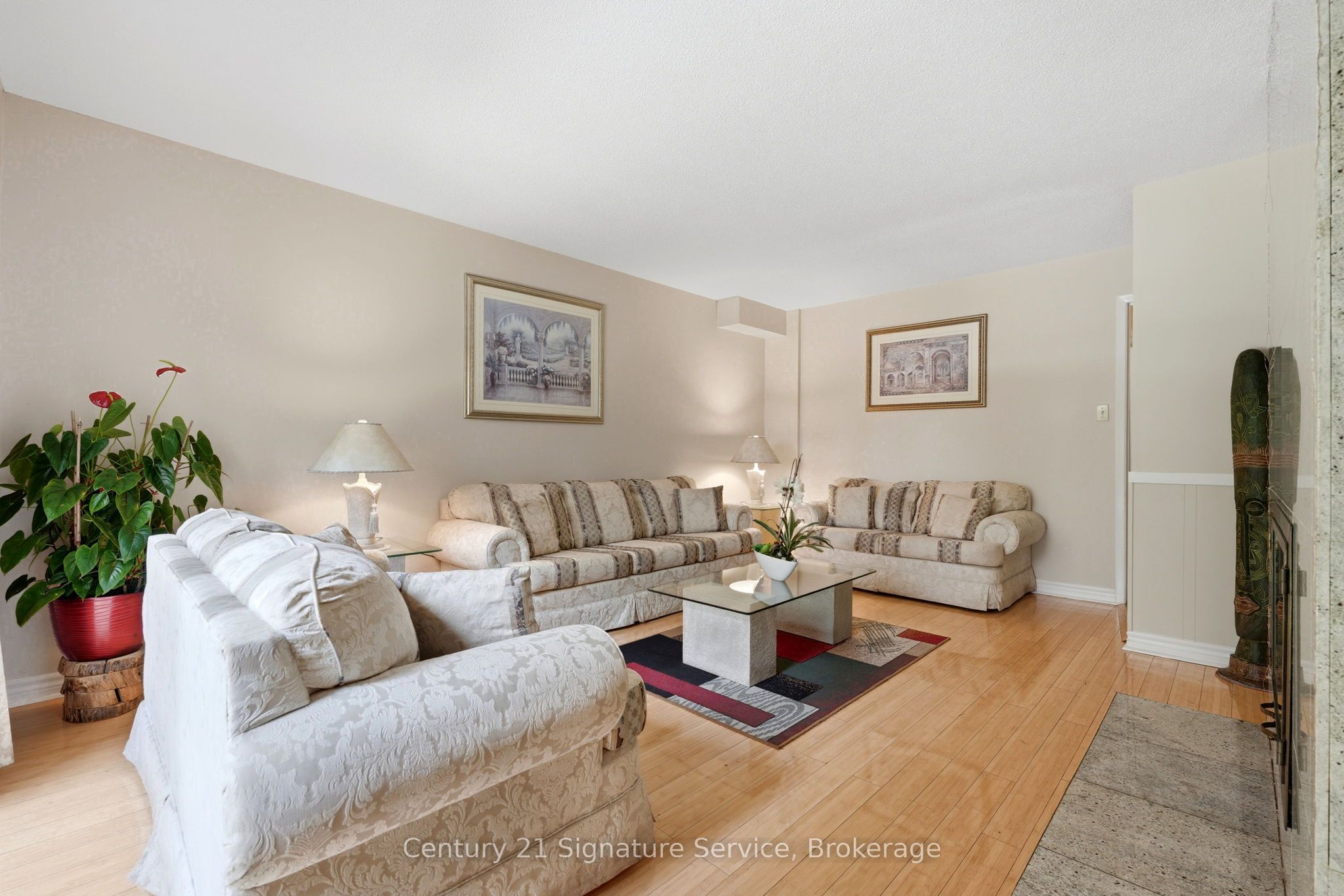 4265 Tea Garden Circle Property Photo 9