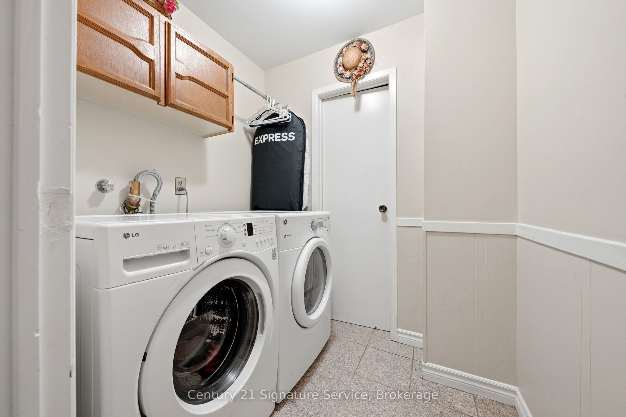 4265 Tea Garden Circle Property Photo 16