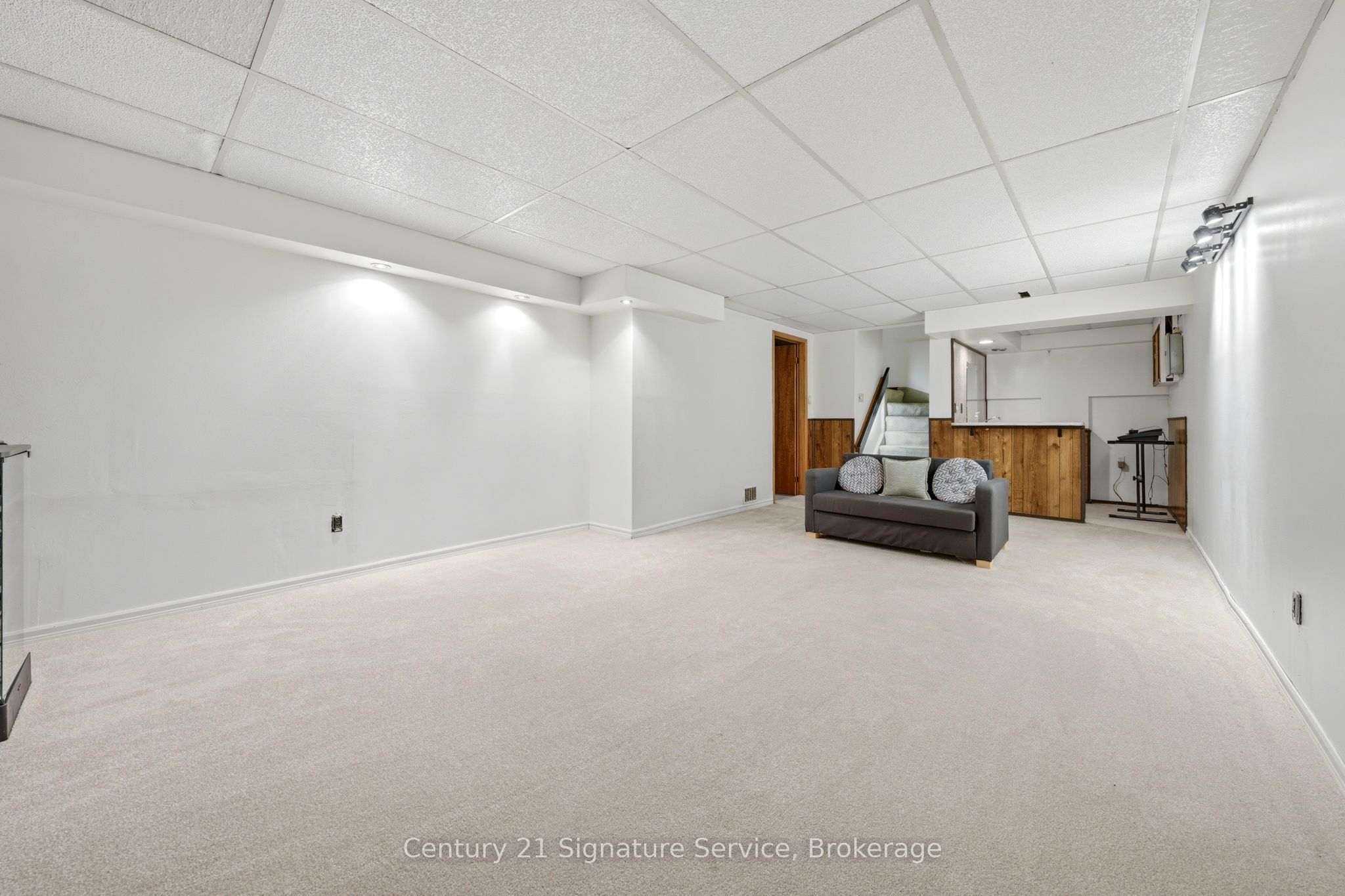 4265 Tea Garden Circle Property Photo 36
