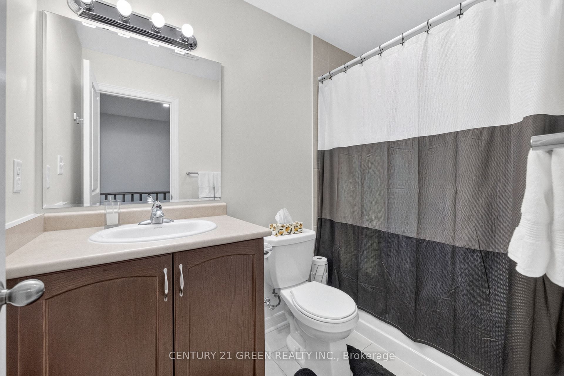 27 Nw Padbury Trail Property Photo 18