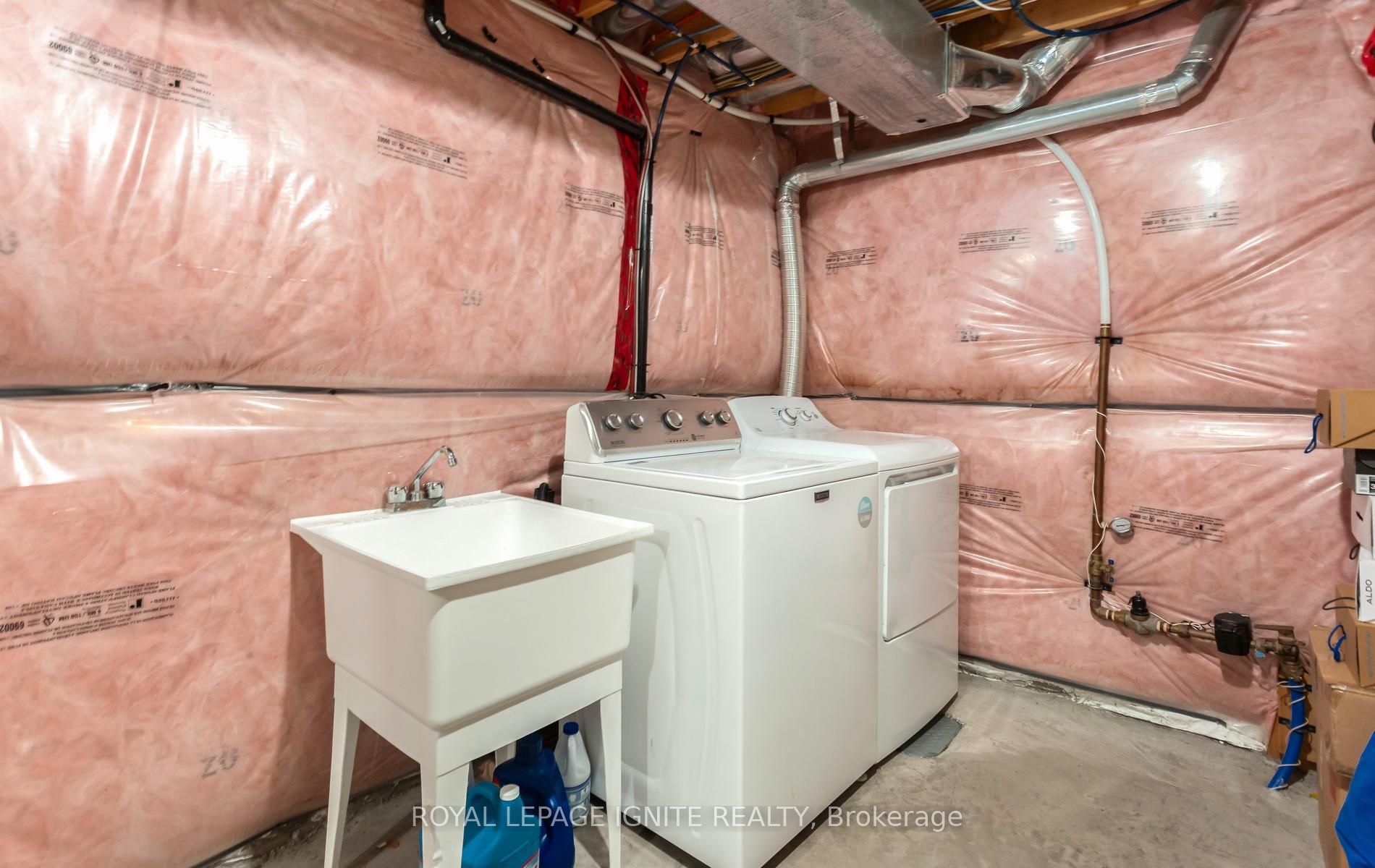 114 Parkinson Crescent Property Photo 31