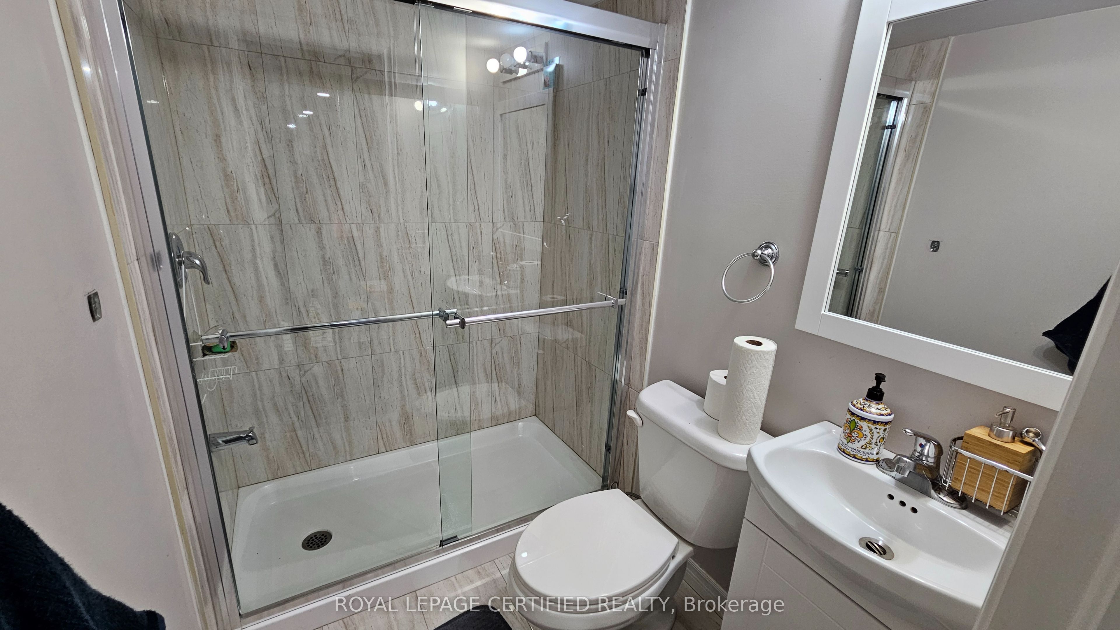 62 Fandango Drive Bsmt Property Photo 4