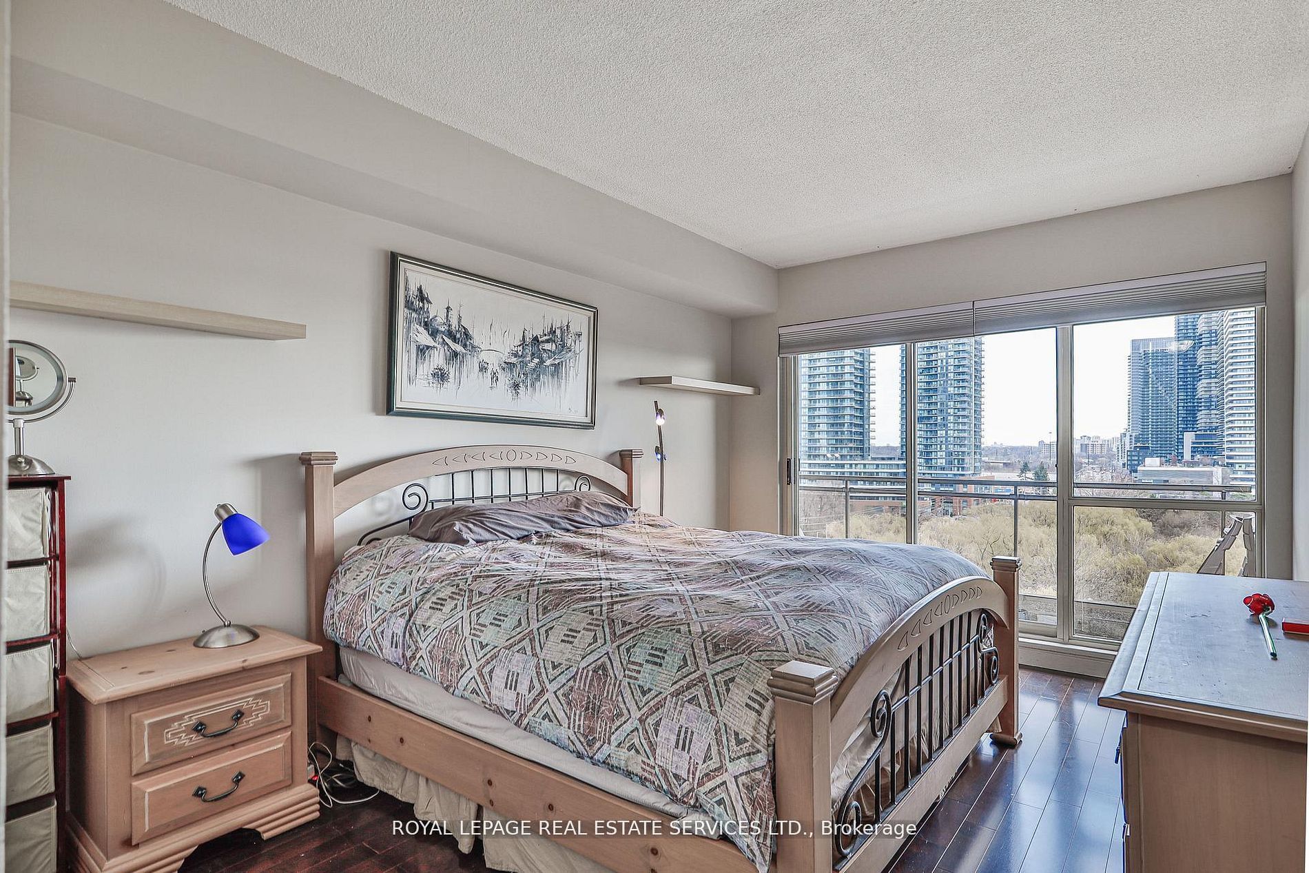2261 Lake Shore Boulevard W 1010 Property Photo 8