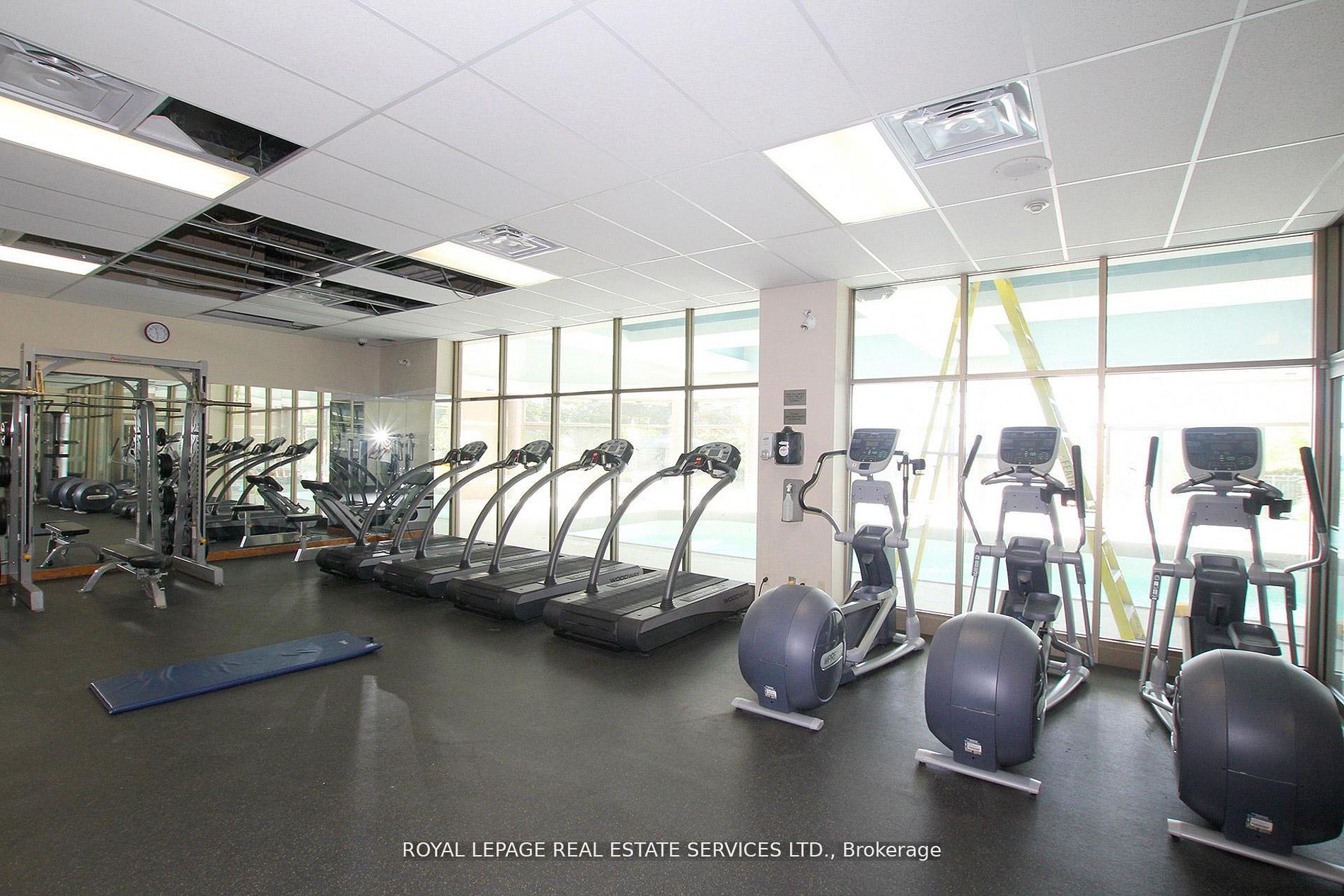 2261 Lake Shore Boulevard W 1010 Property Photo 21
