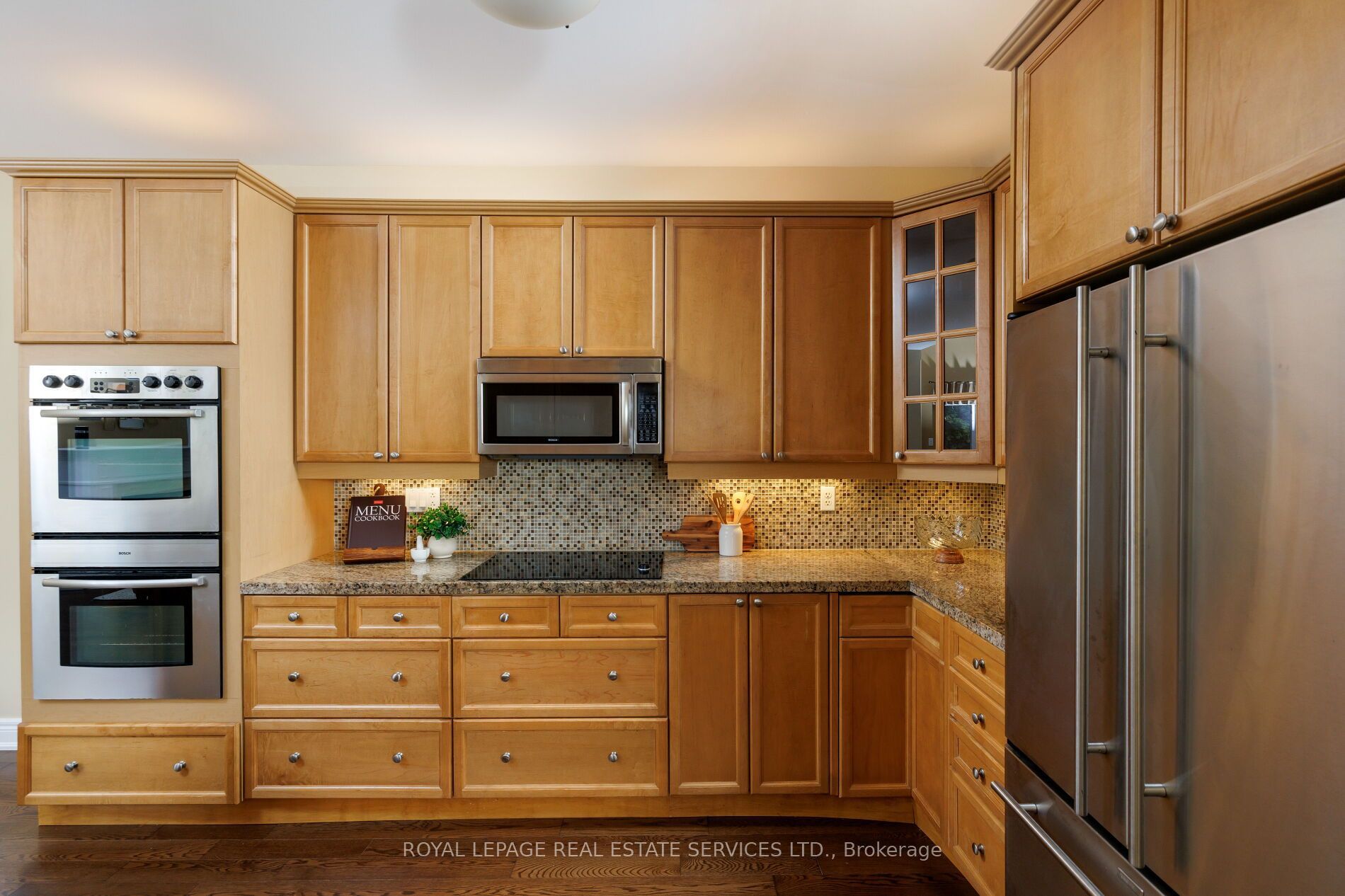 2424 Tesla Crescent Property Photo 16