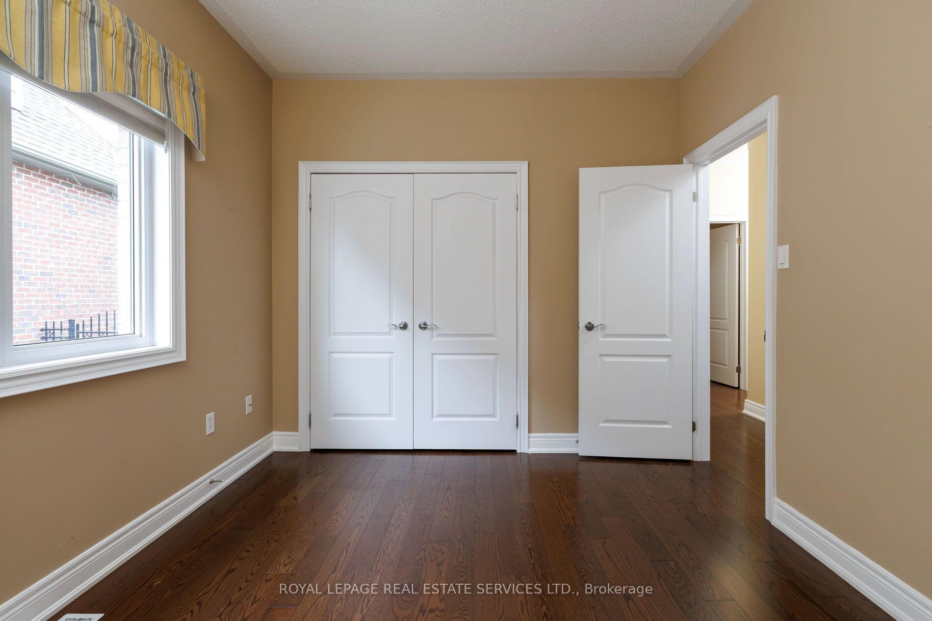 2424 Tesla Crescent Property Photo 23