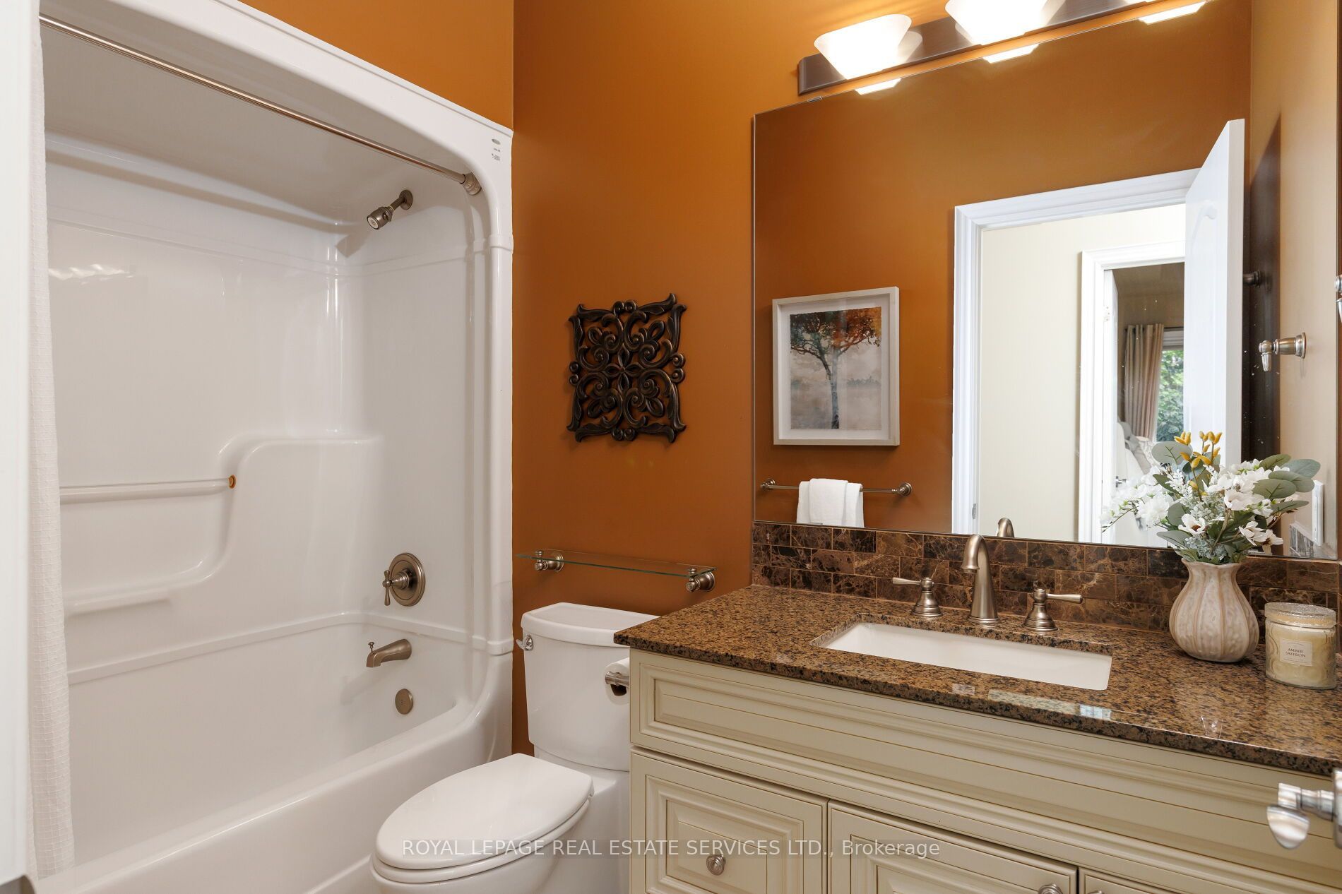2424 Tesla Crescent Property Photo 24