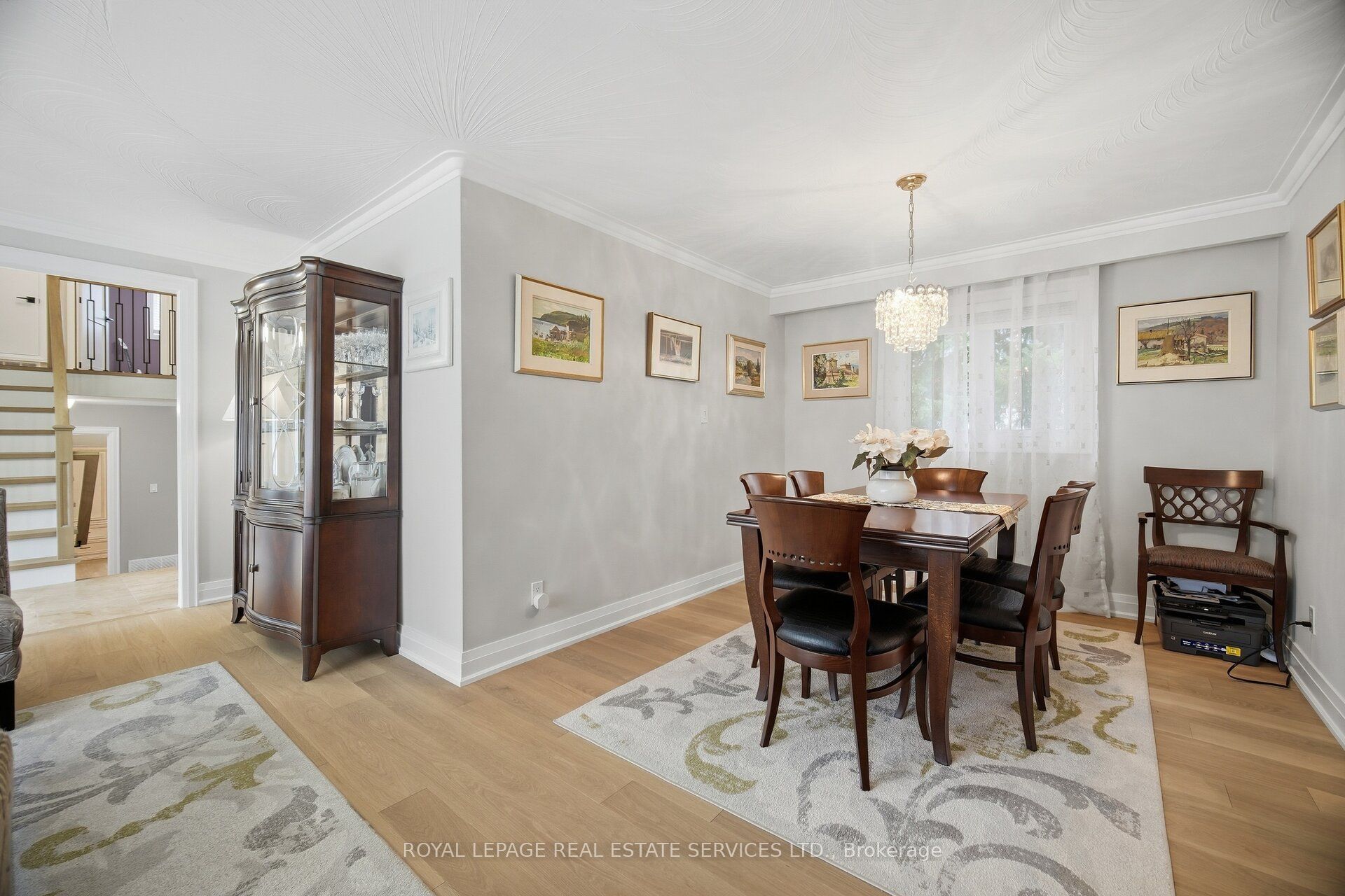 726 Netherton Crescent Property Photo 18