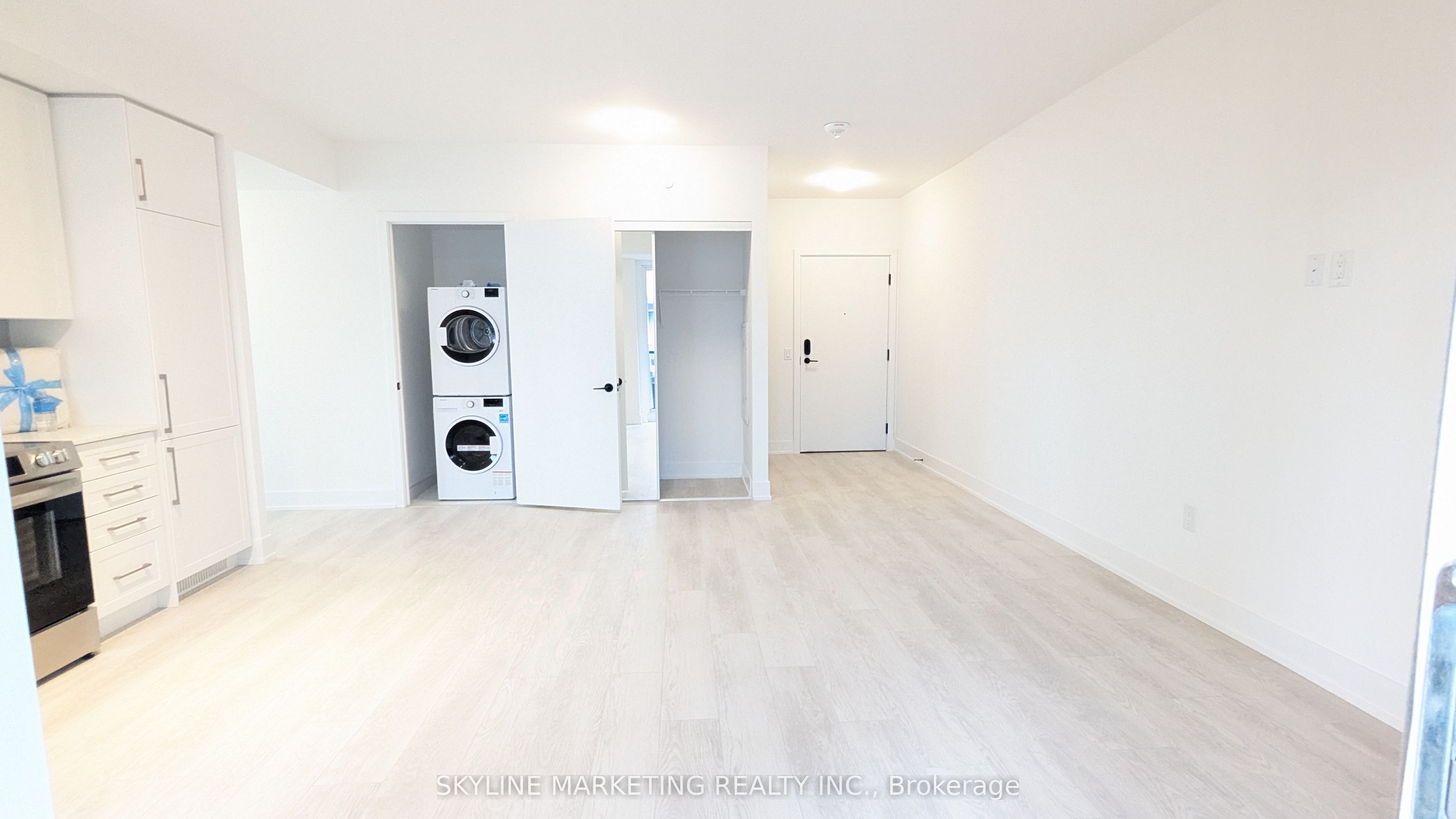 2450 Old Bronte Road 504 Property Photo 3