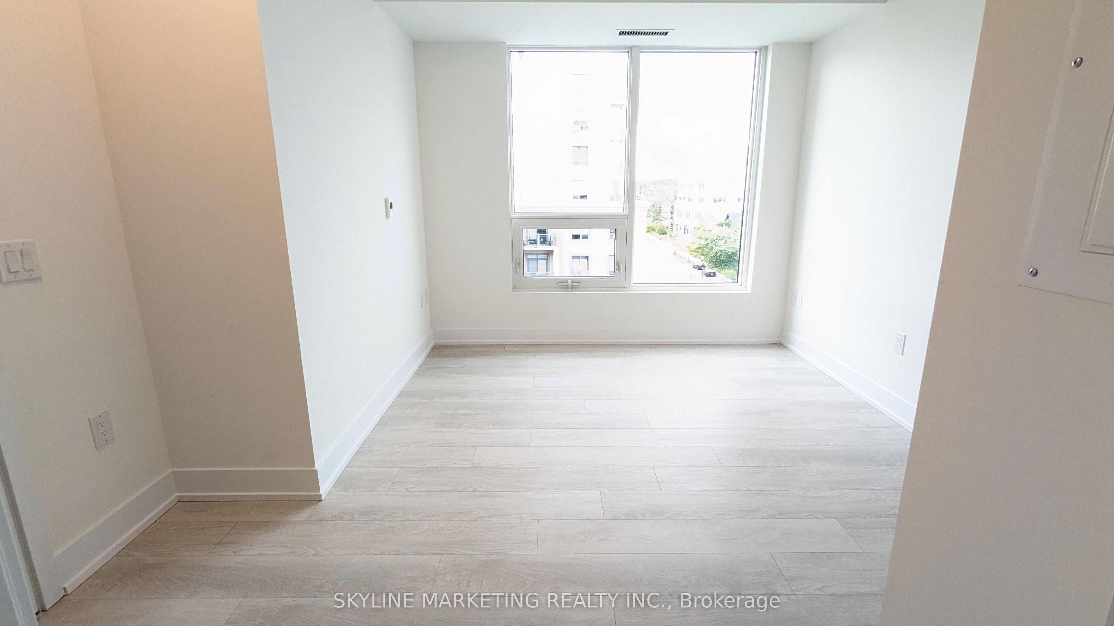 2450 Old Bronte Road 504 Property Photo 13