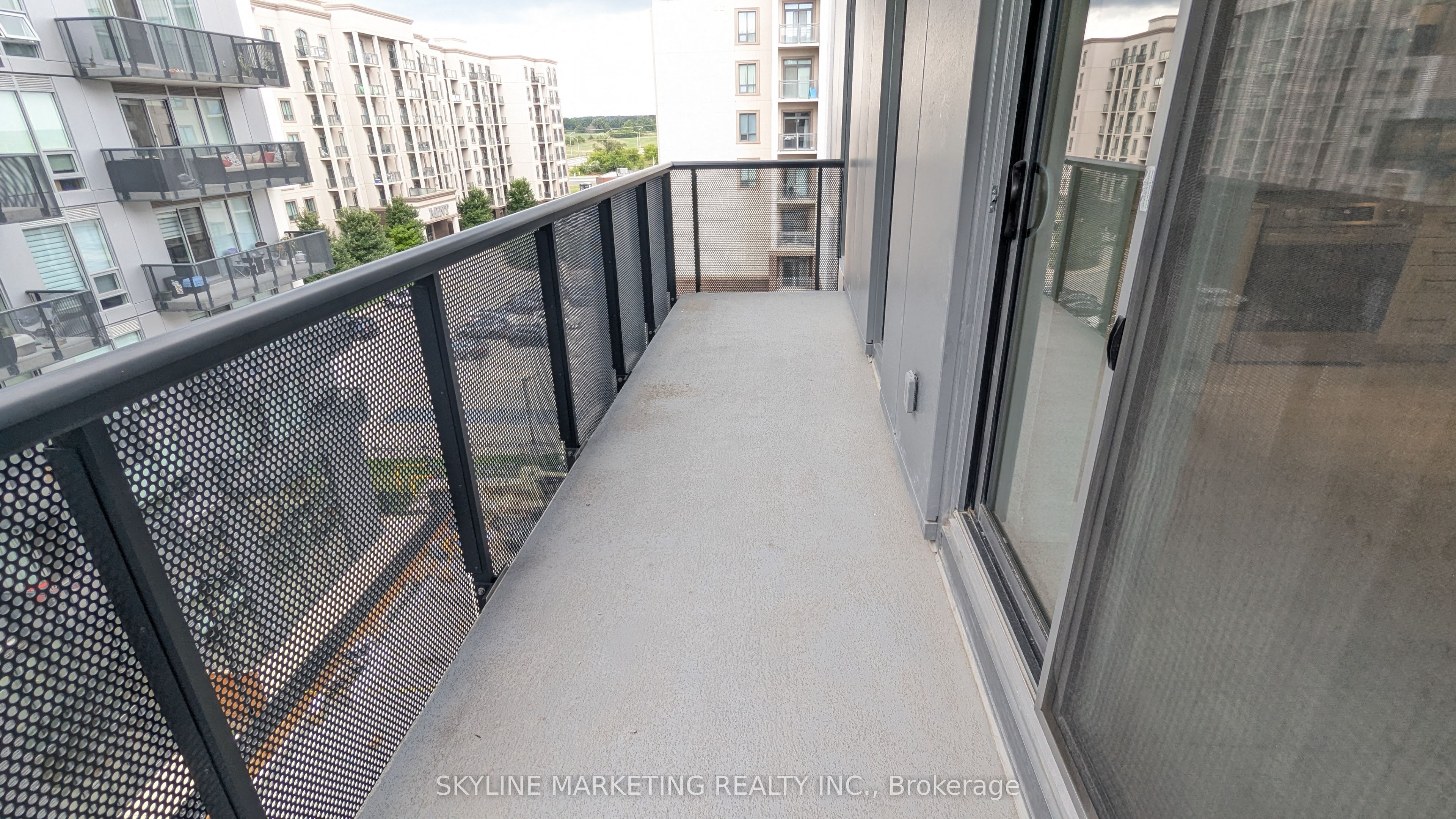 2450 Old Bronte Road 504 Property Photo 16