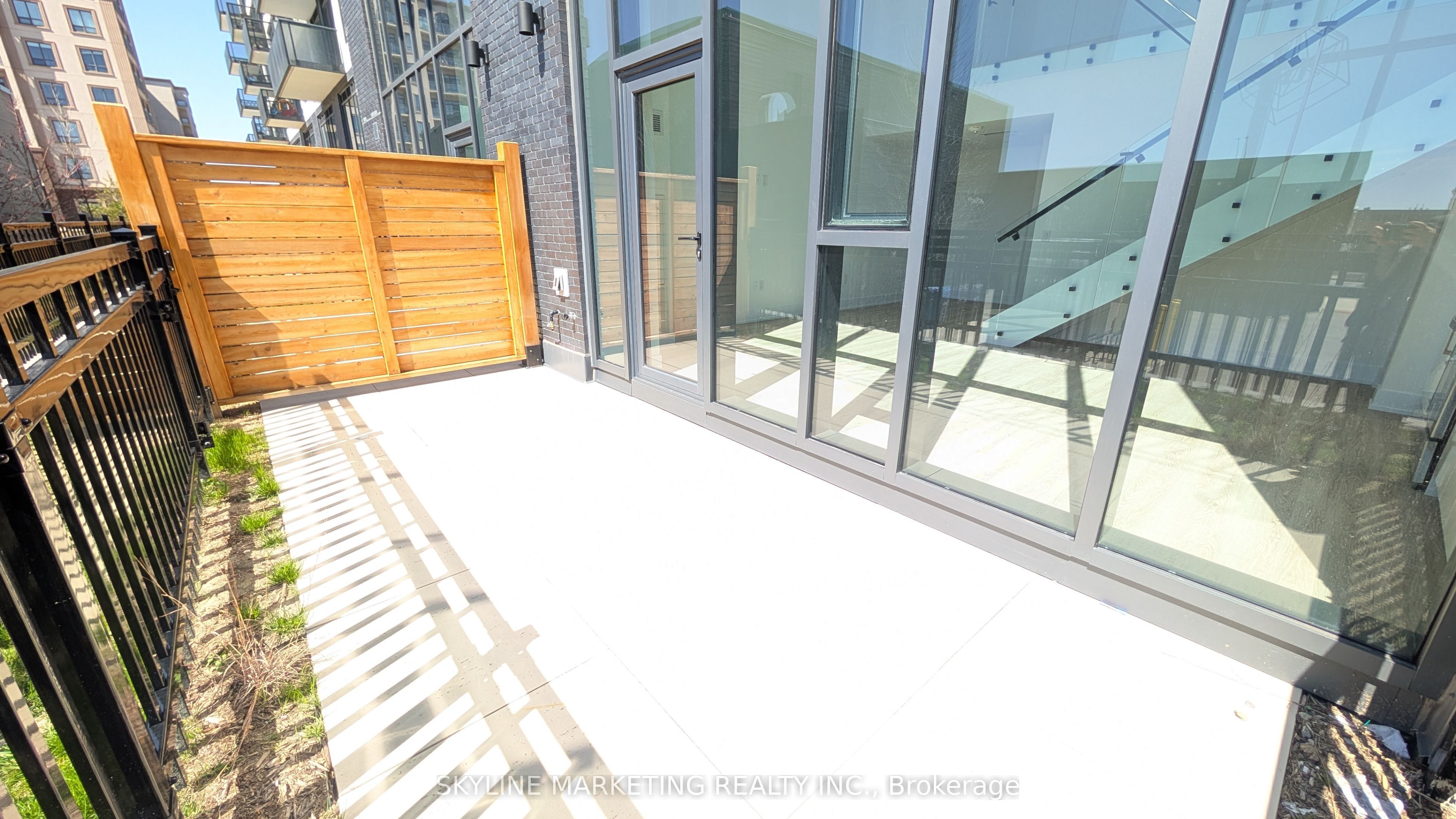 2450 Old Bronte Road 102 Property Photo 15