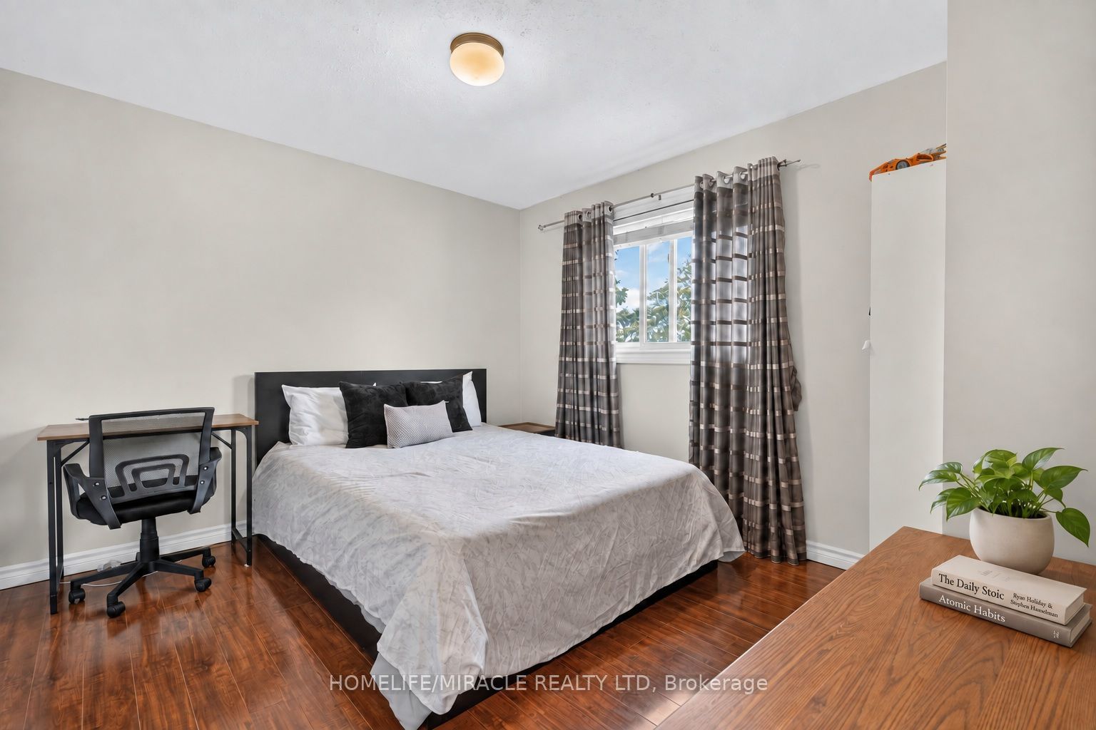 2 Jubilee Court Property Photo 26