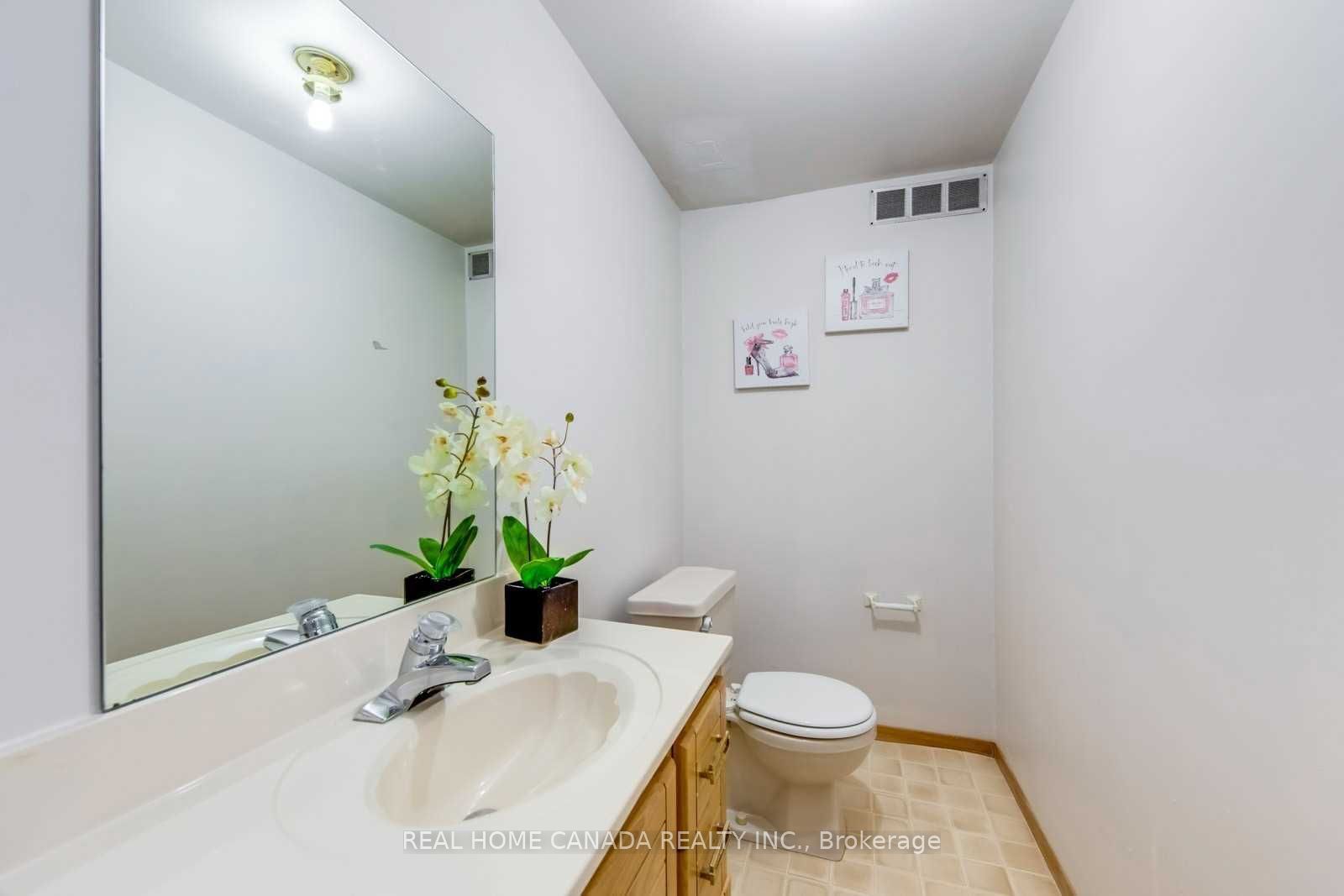 1542 Prince John Circle Property Photo 23
