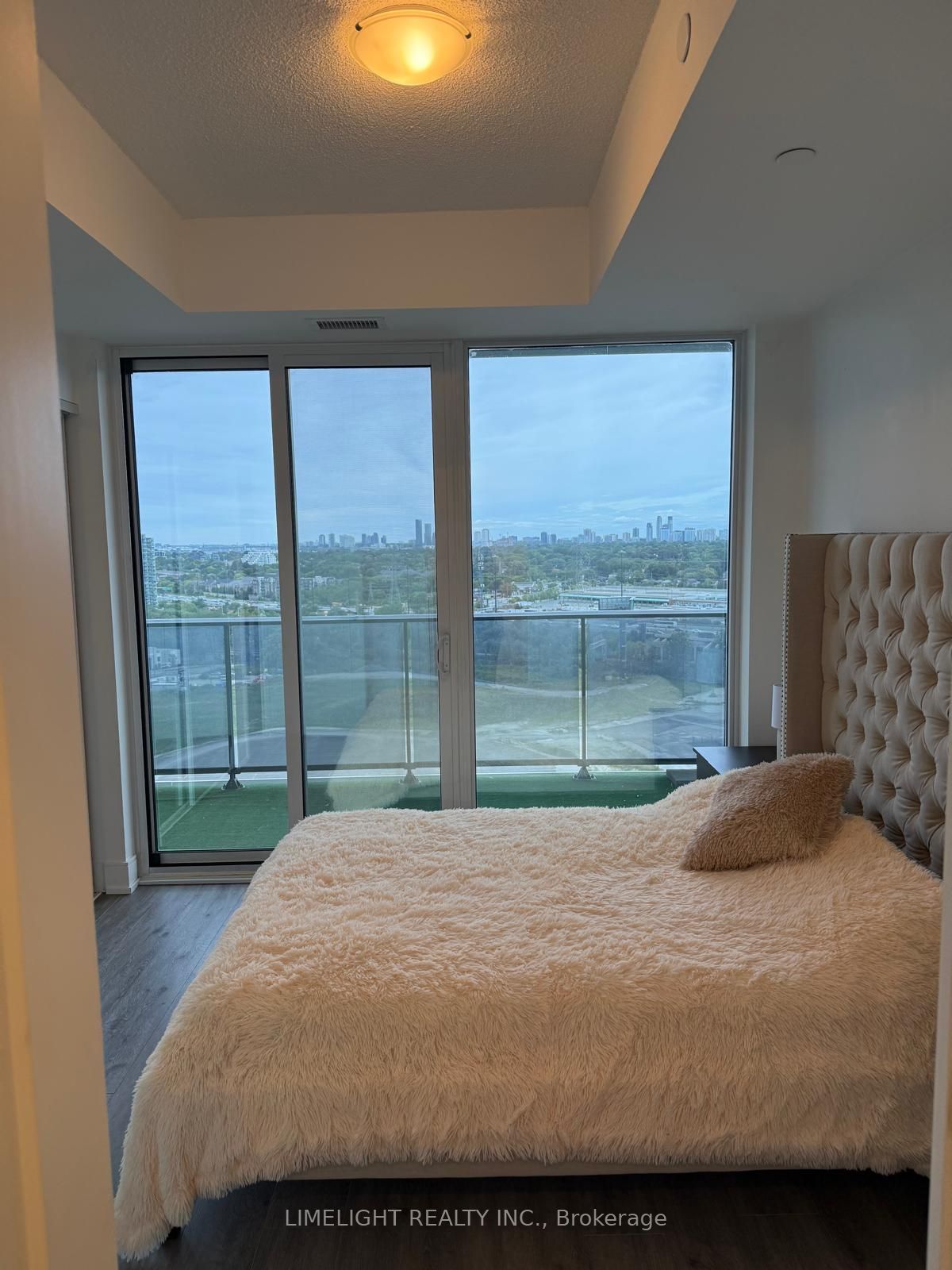 70 Annie Craig Drive 2009 Property Photo 14