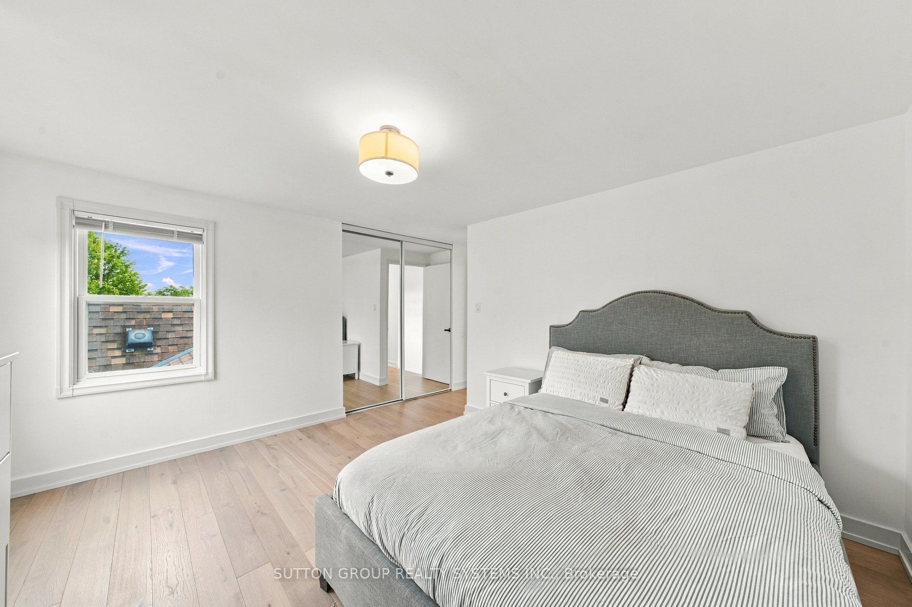 2250 Munn's Avenue Property Photo 17