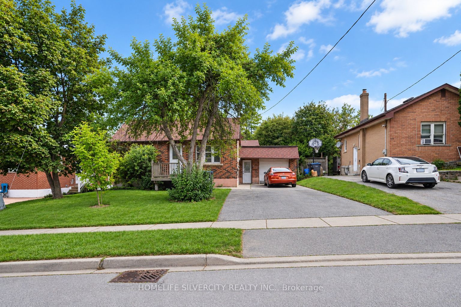 30 Woodward Avenue Property Photo 1