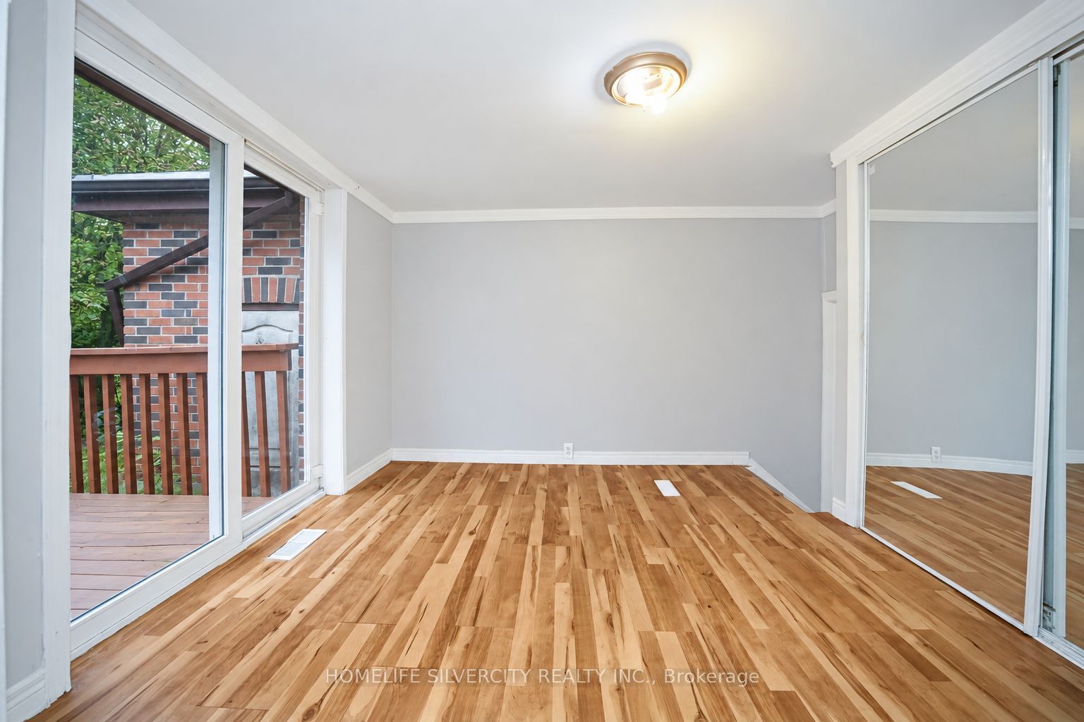 30 Woodward Avenue Property Photo 13