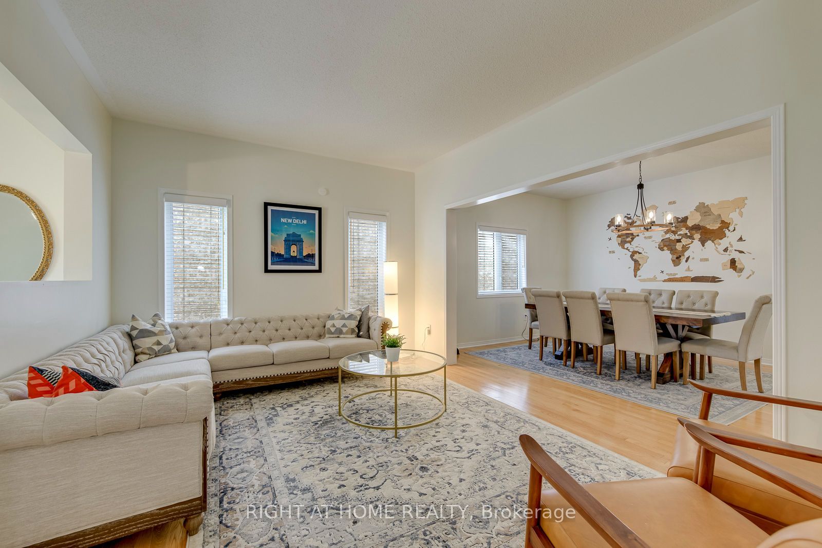 2244 Overfield Road Property Photo 4