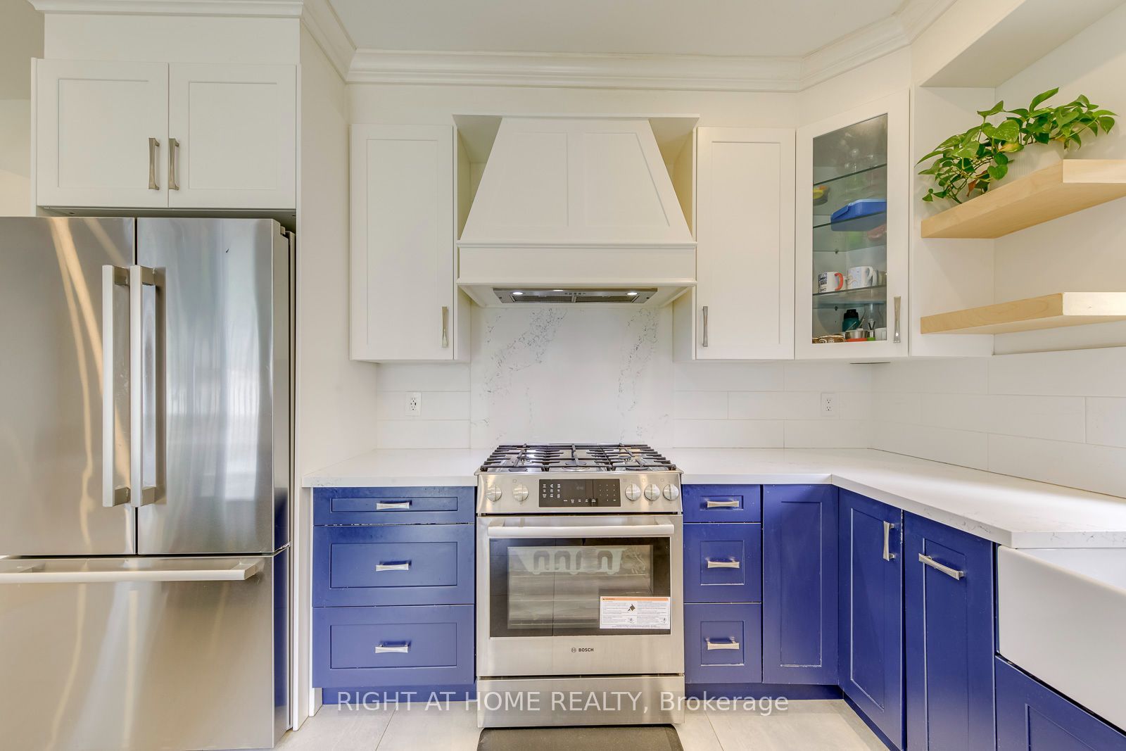 2244 Overfield Road Property Photo 14