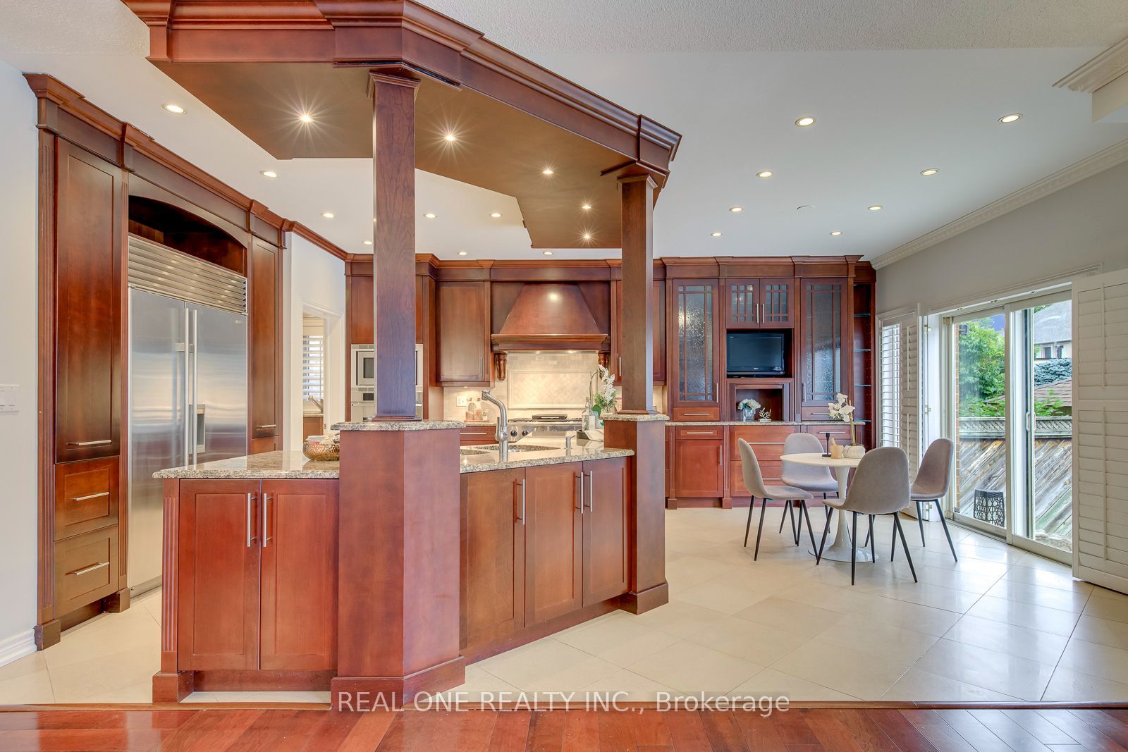 1206 Lindenrock Drive Property Photo 15